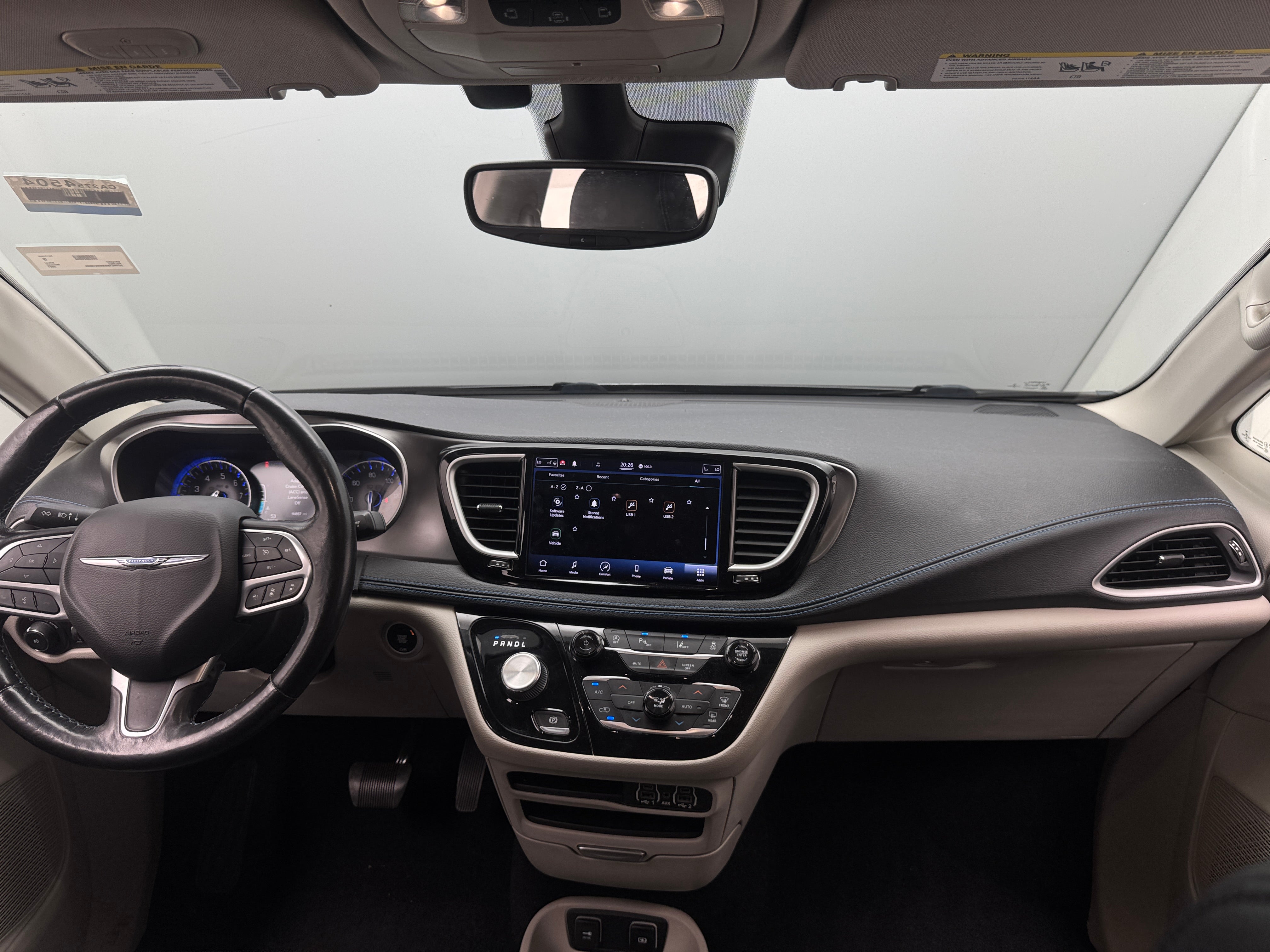 Thumbnail: 2021 Chrysler Pacifica - 3