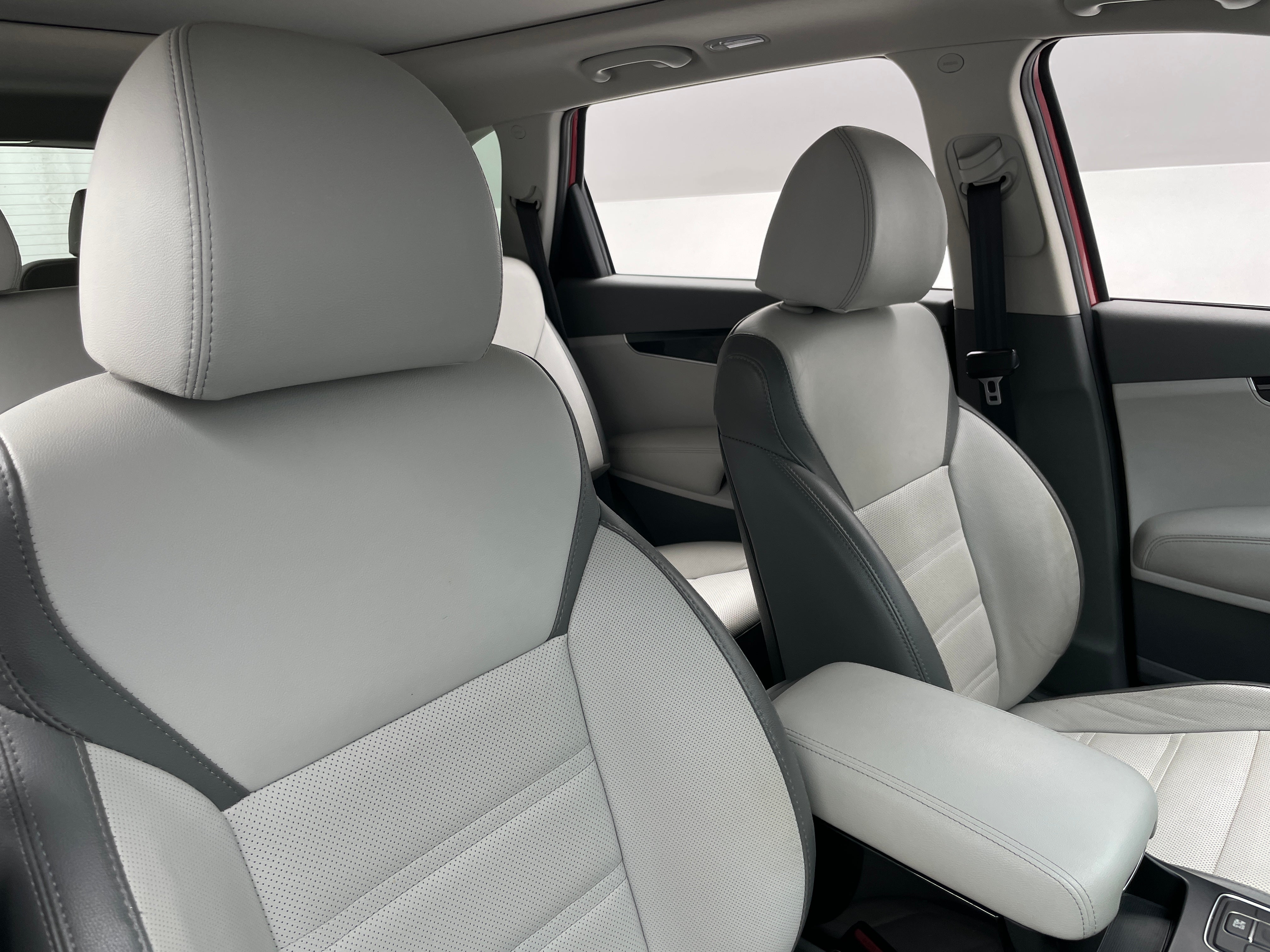 Thumbnail: 2020 Kia Sorento - 2