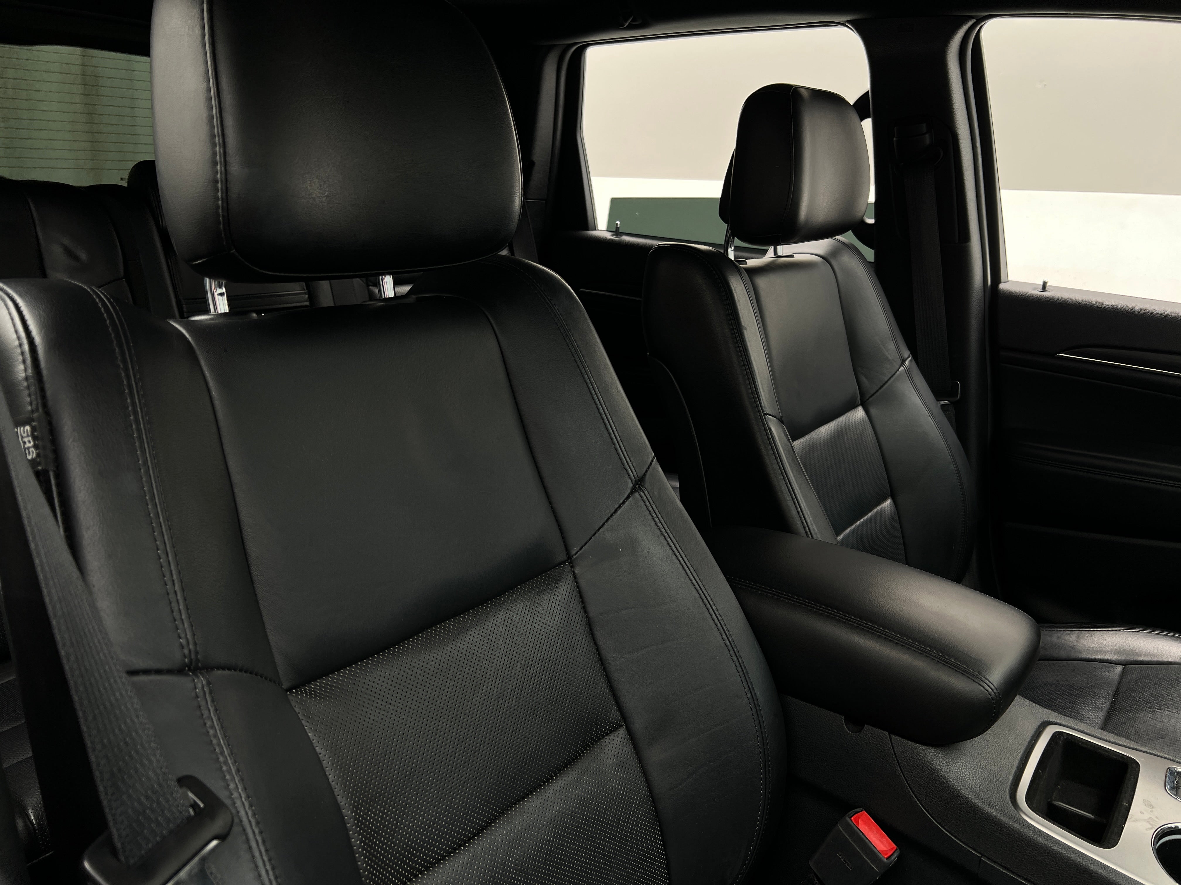 Thumbnail: 2020 Jeep Grand Cherokee - 2