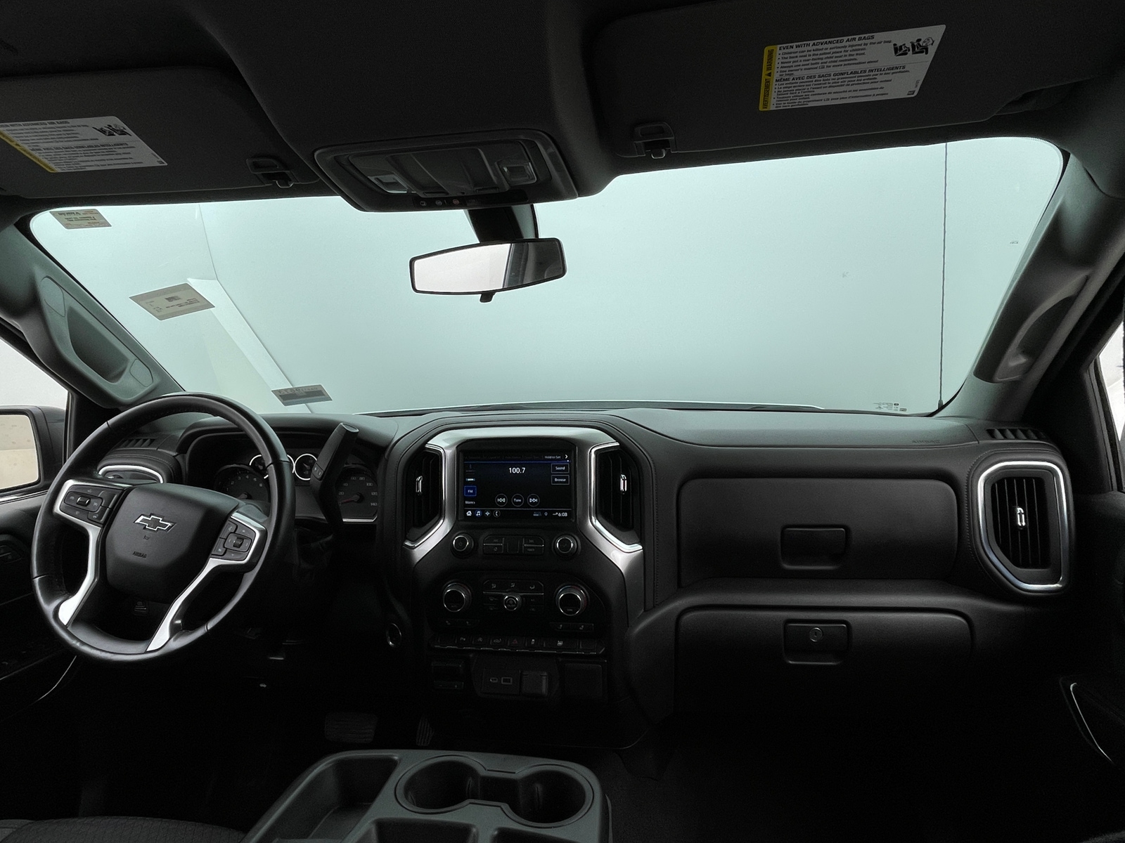Thumbnail: 2022 Chevrolet Silverado 1500 - 3