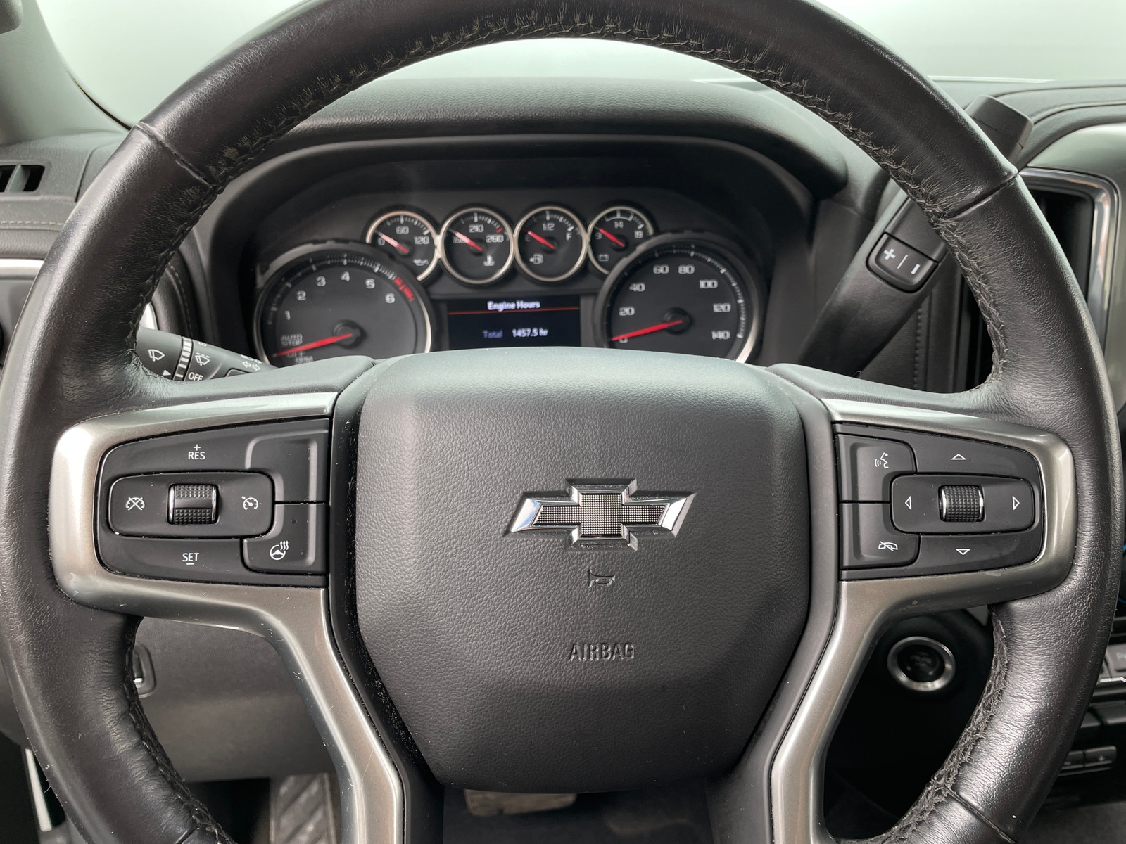 Thumbnail: 2022 Chevrolet Silverado 1500 - 5