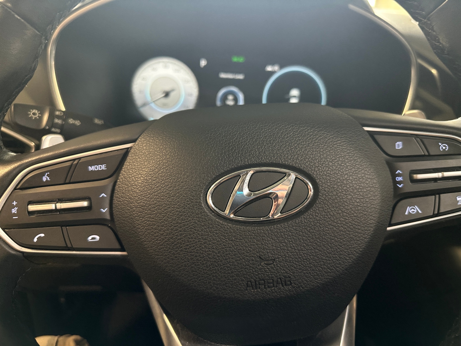 Thumbnail: 2022 Hyundai Santa Fe - 5