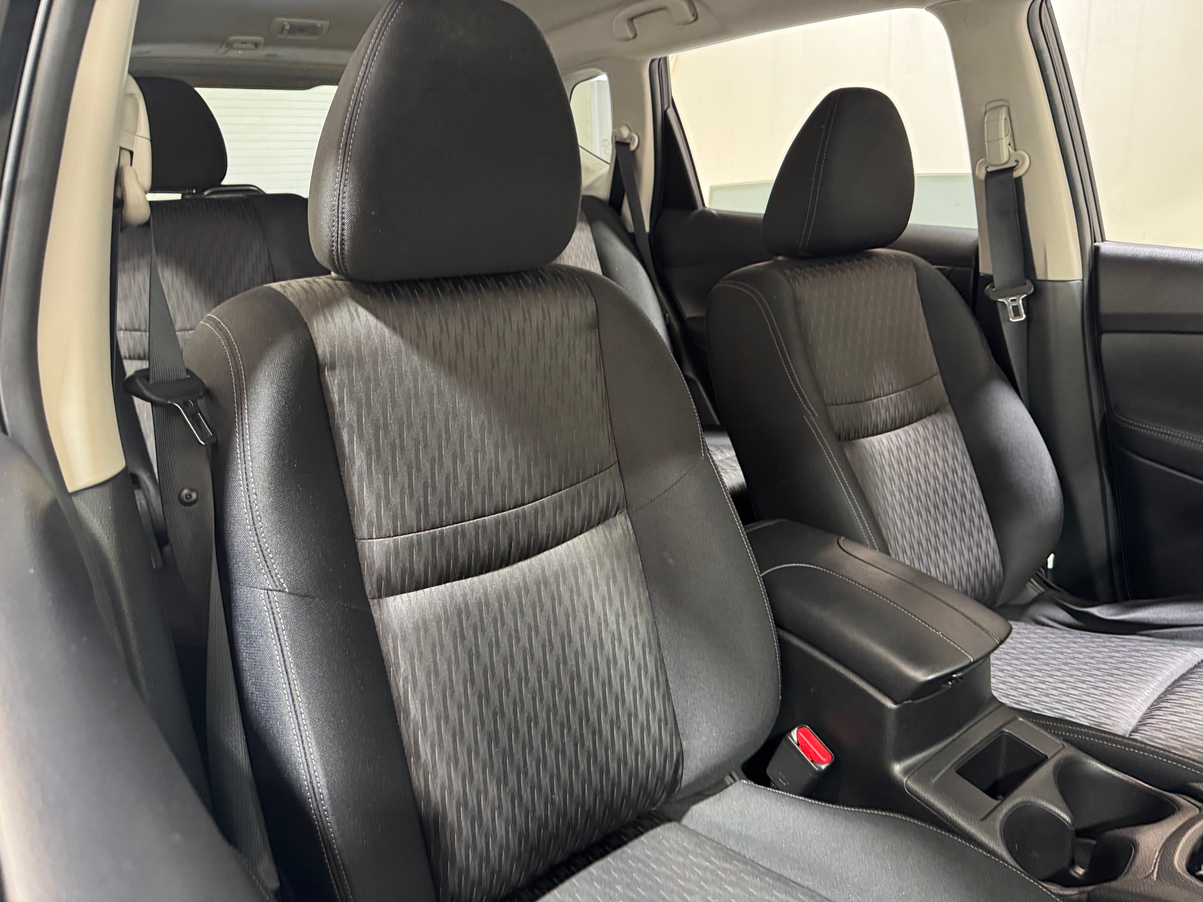 Thumbnail: 2018 Nissan Rogue - 2