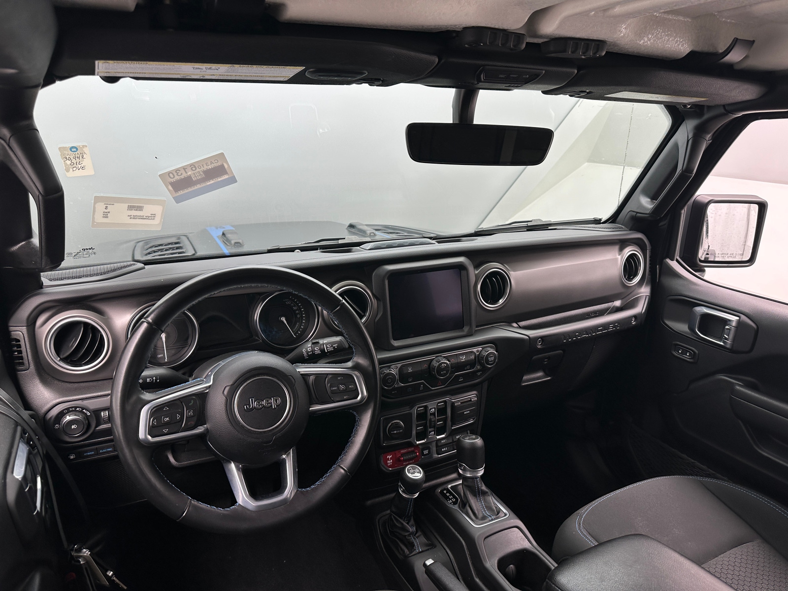 Thumbnail: 2022 Jeep Wrangler - 3
