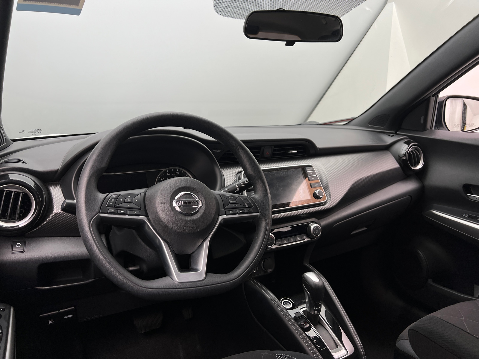 Thumbnail: 2018 Nissan Kicks - 3