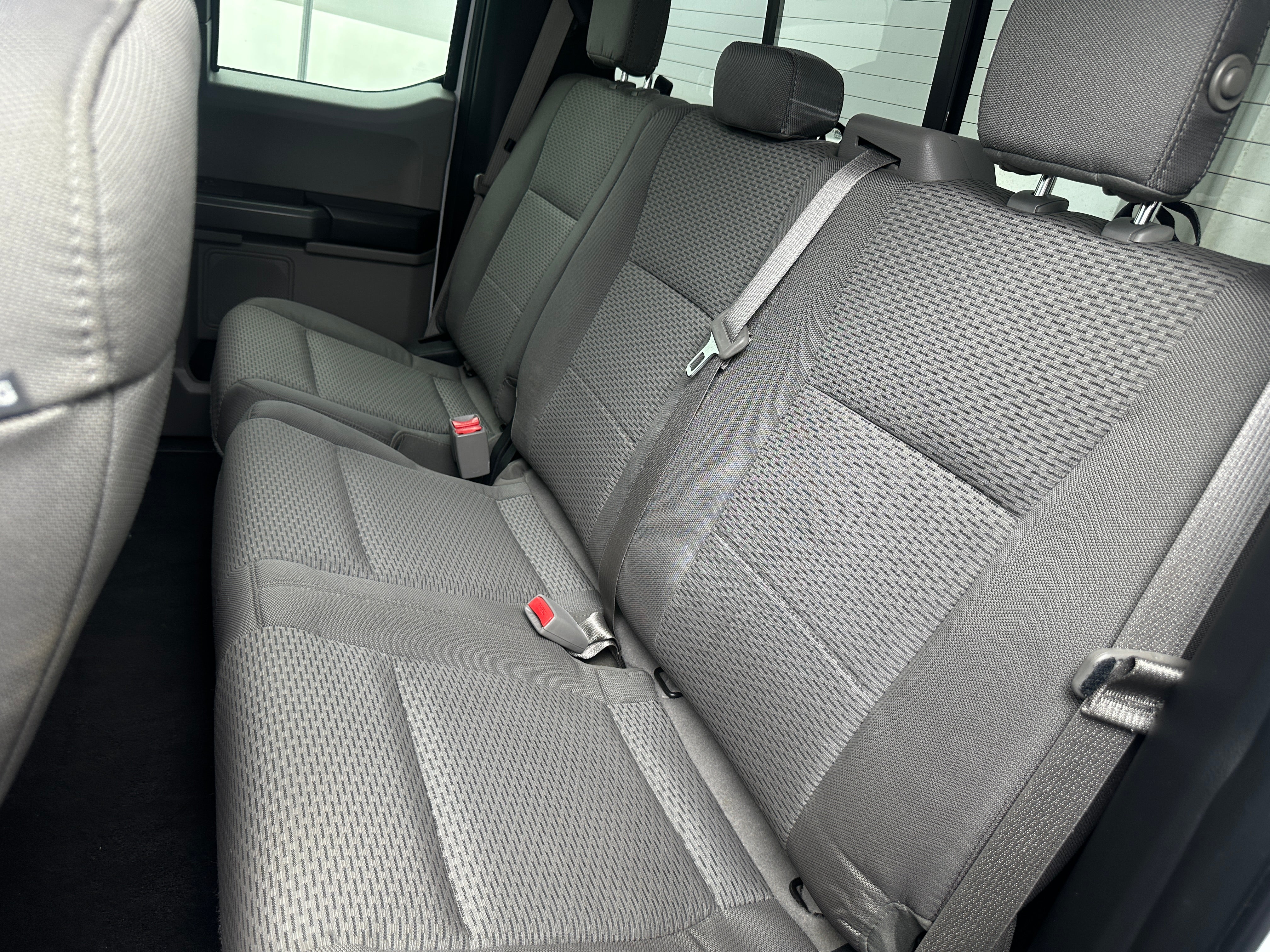 Thumbnail: 2016 Ford Econoline - 6