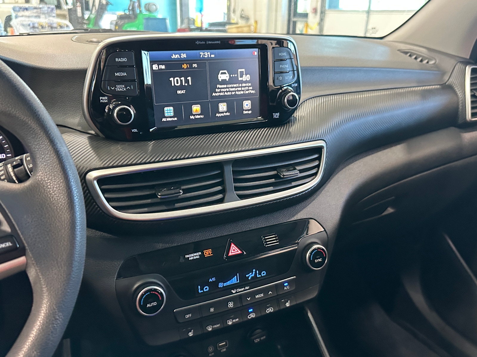Thumbnail: 2020 Hyundai Tucson - 4