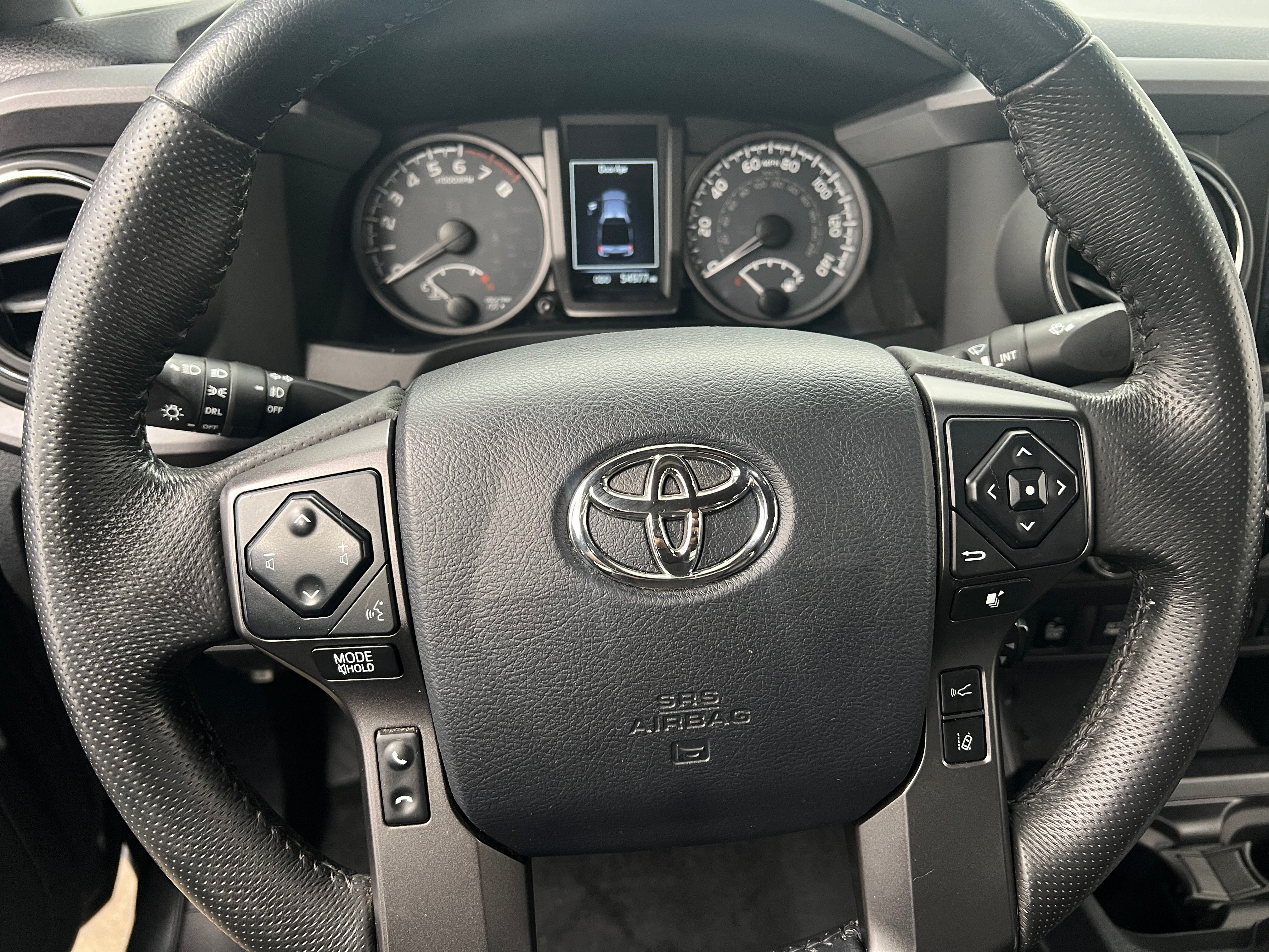 Thumbnail: 2018 Toyota Tacoma - 5