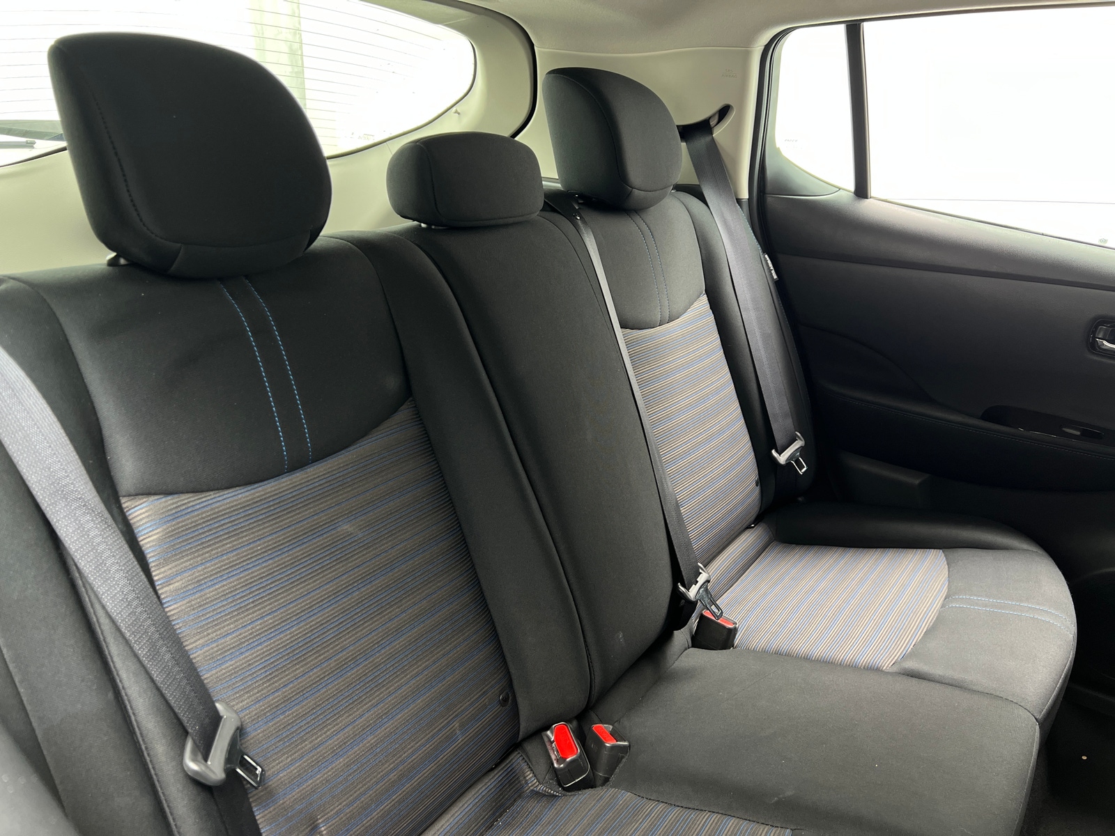 Thumbnail: 2020 Nissan Leaf - 6