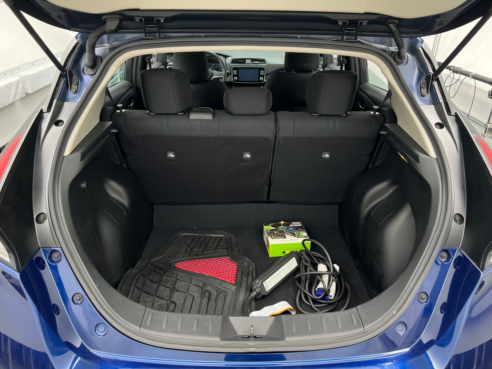 Thumbnail: 2020 Nissan Leaf - 7