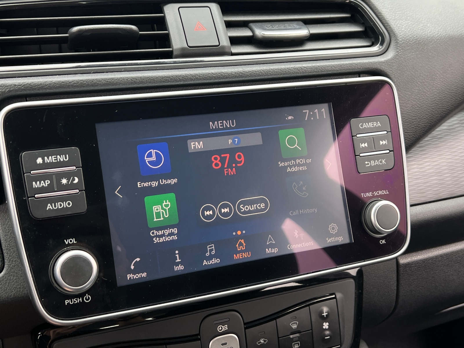 Thumbnail: 2020 Nissan Leaf - 4