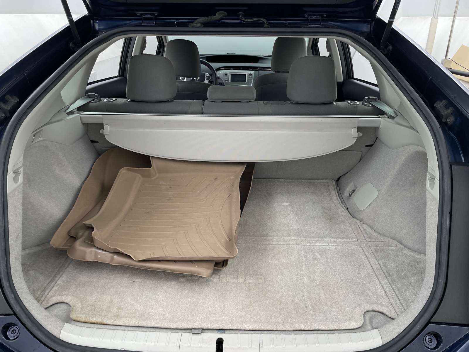 Thumbnail: 2014 Toyota Prius - 7