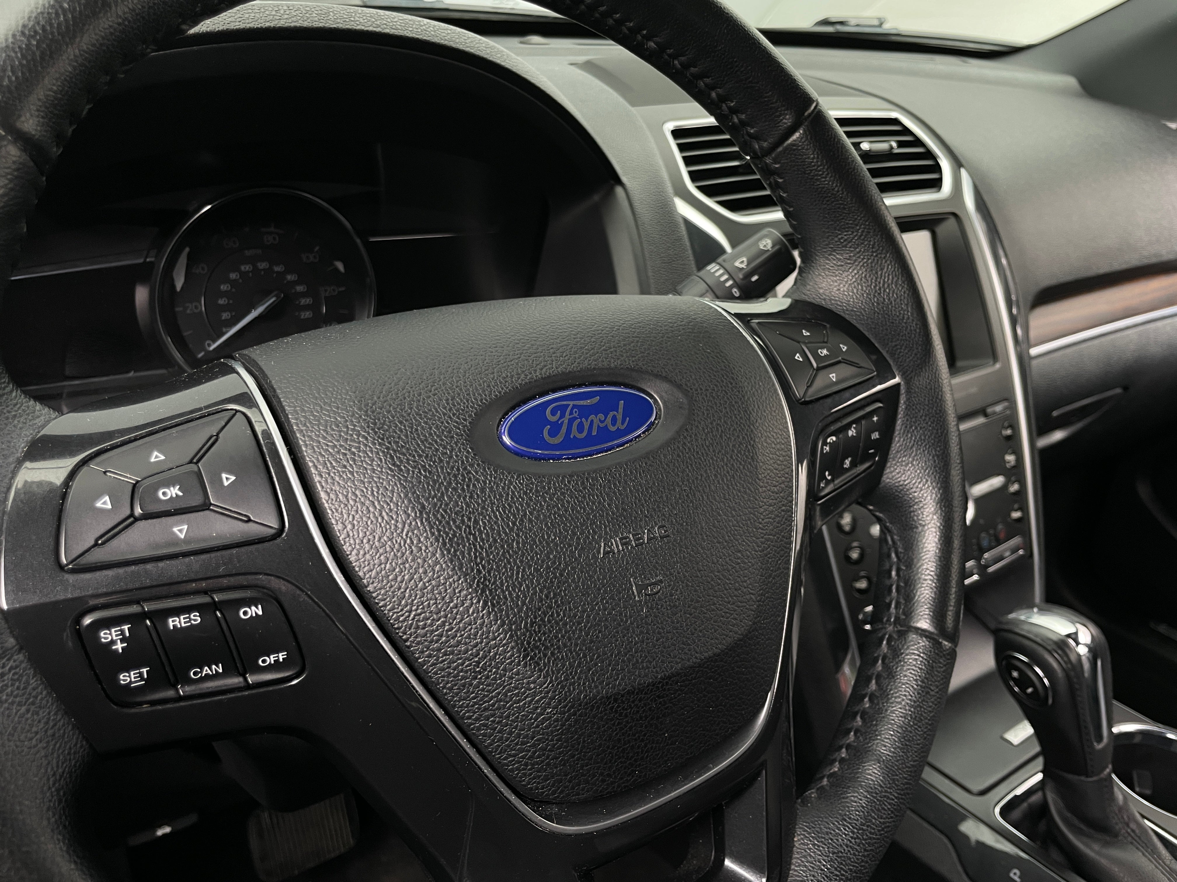 Thumbnail: 2019 Ford Explorer - 4