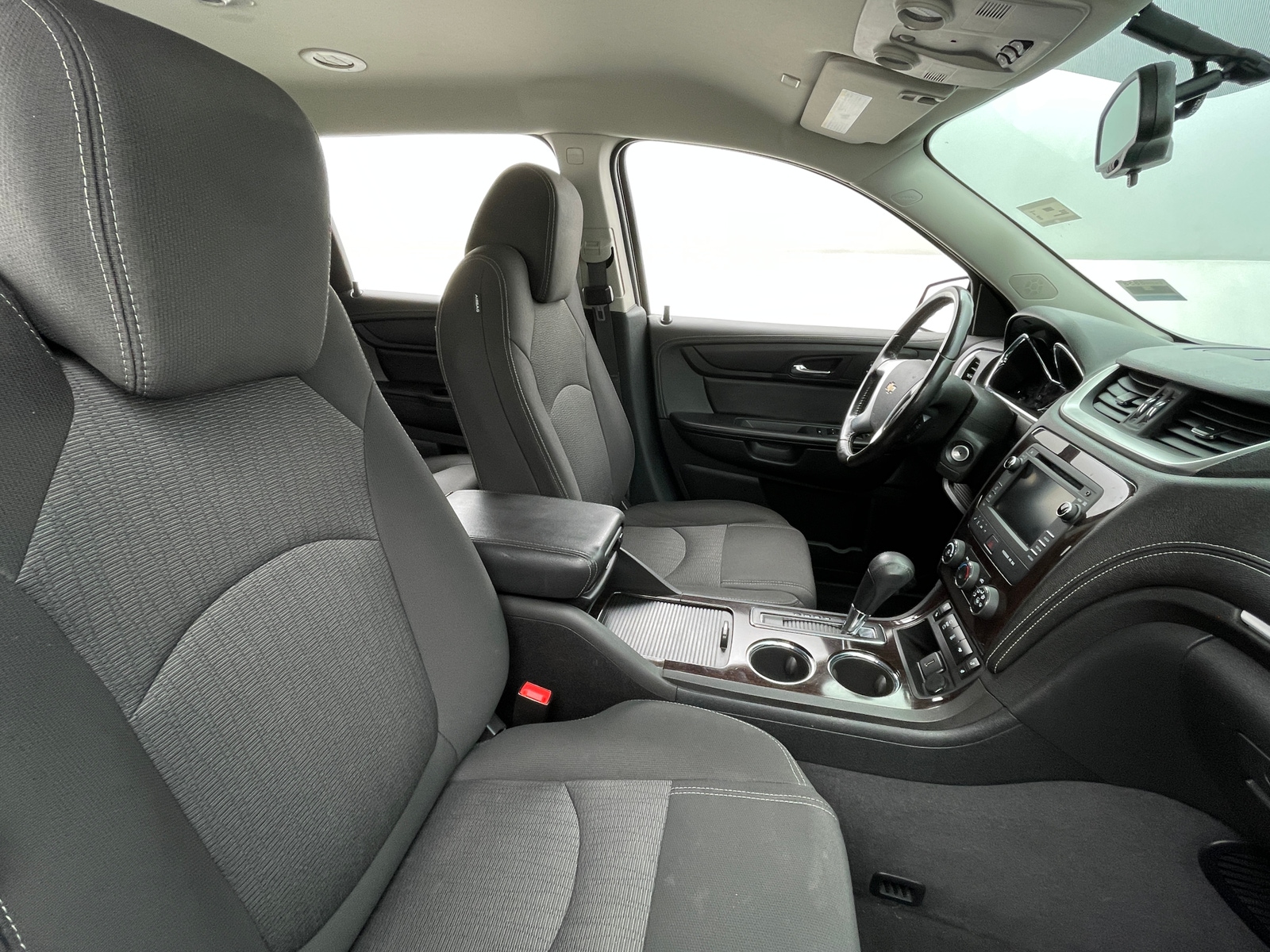 Thumbnail: 2017 Chevrolet Traverse - 2