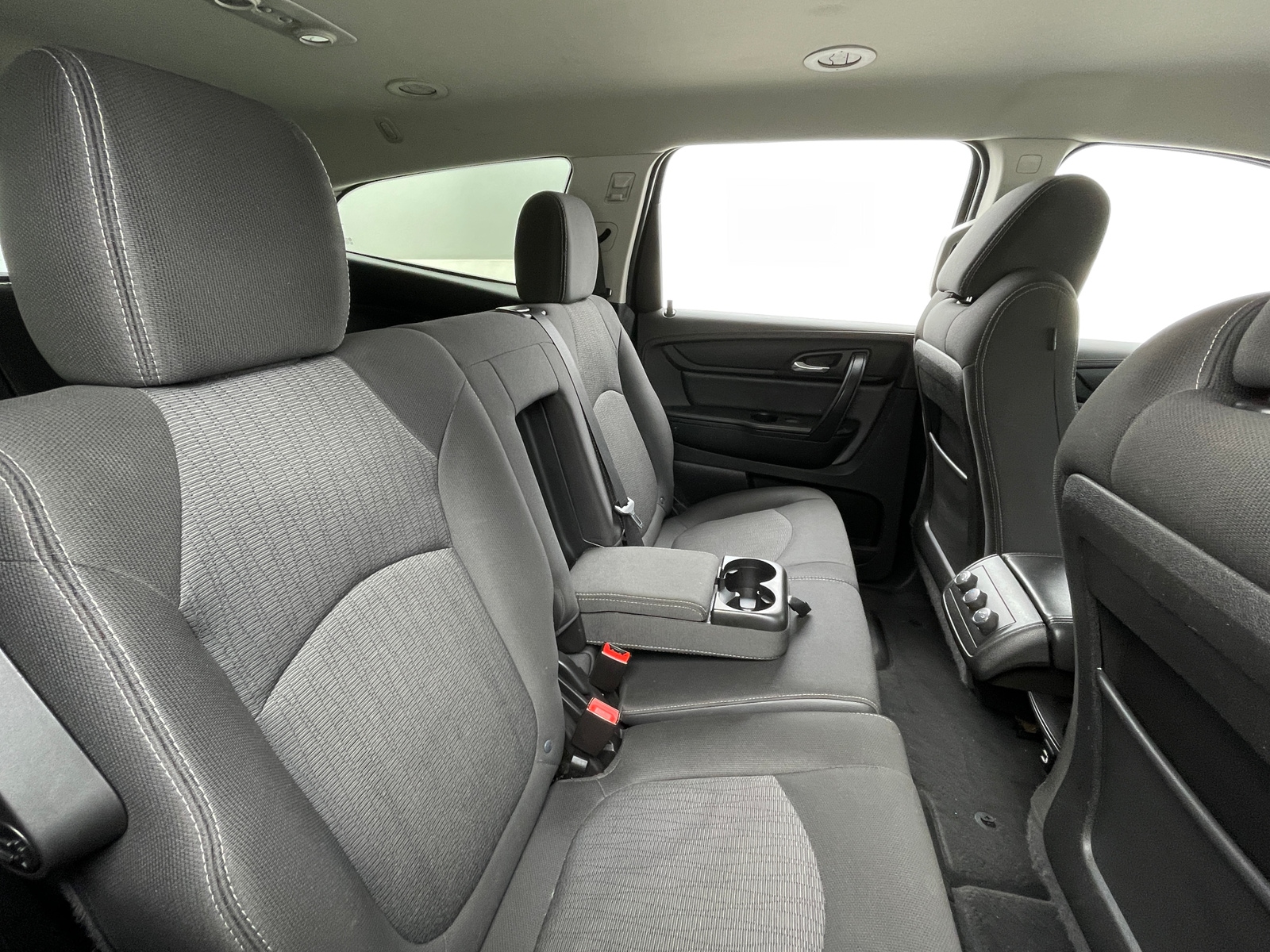 Thumbnail: 2017 Chevrolet Traverse - 6