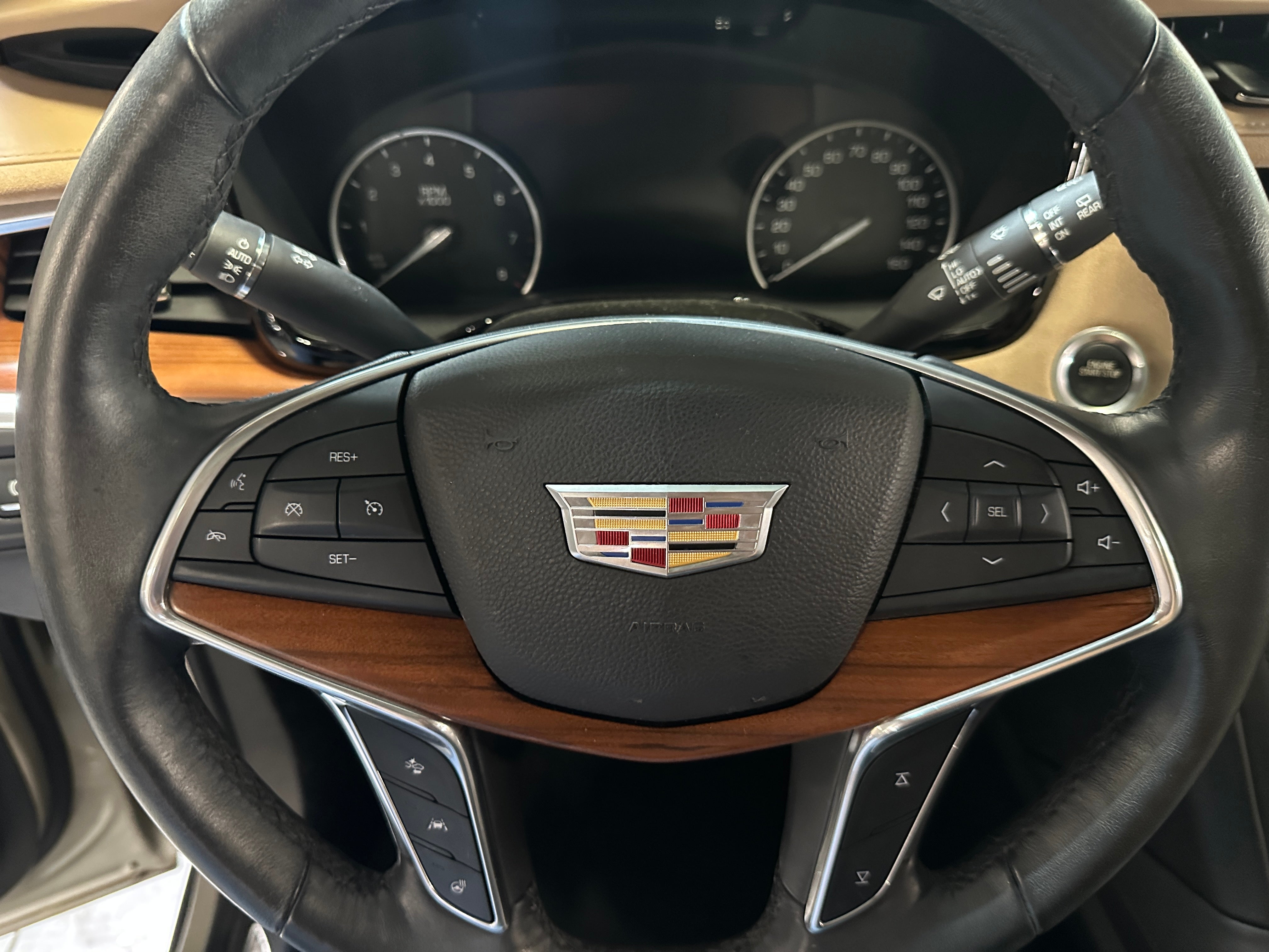 Thumbnail: 2017 Cadillac XT5 - 4