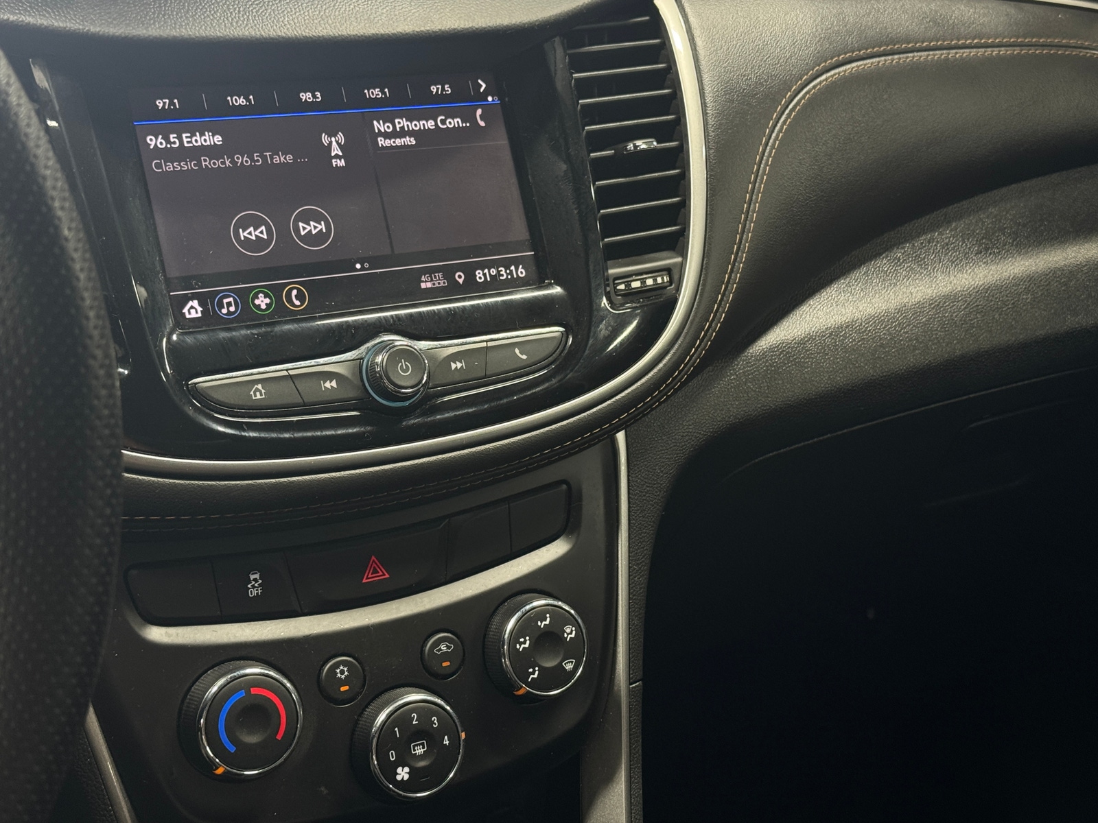 Thumbnail: 2020 Chevrolet Trax - 4