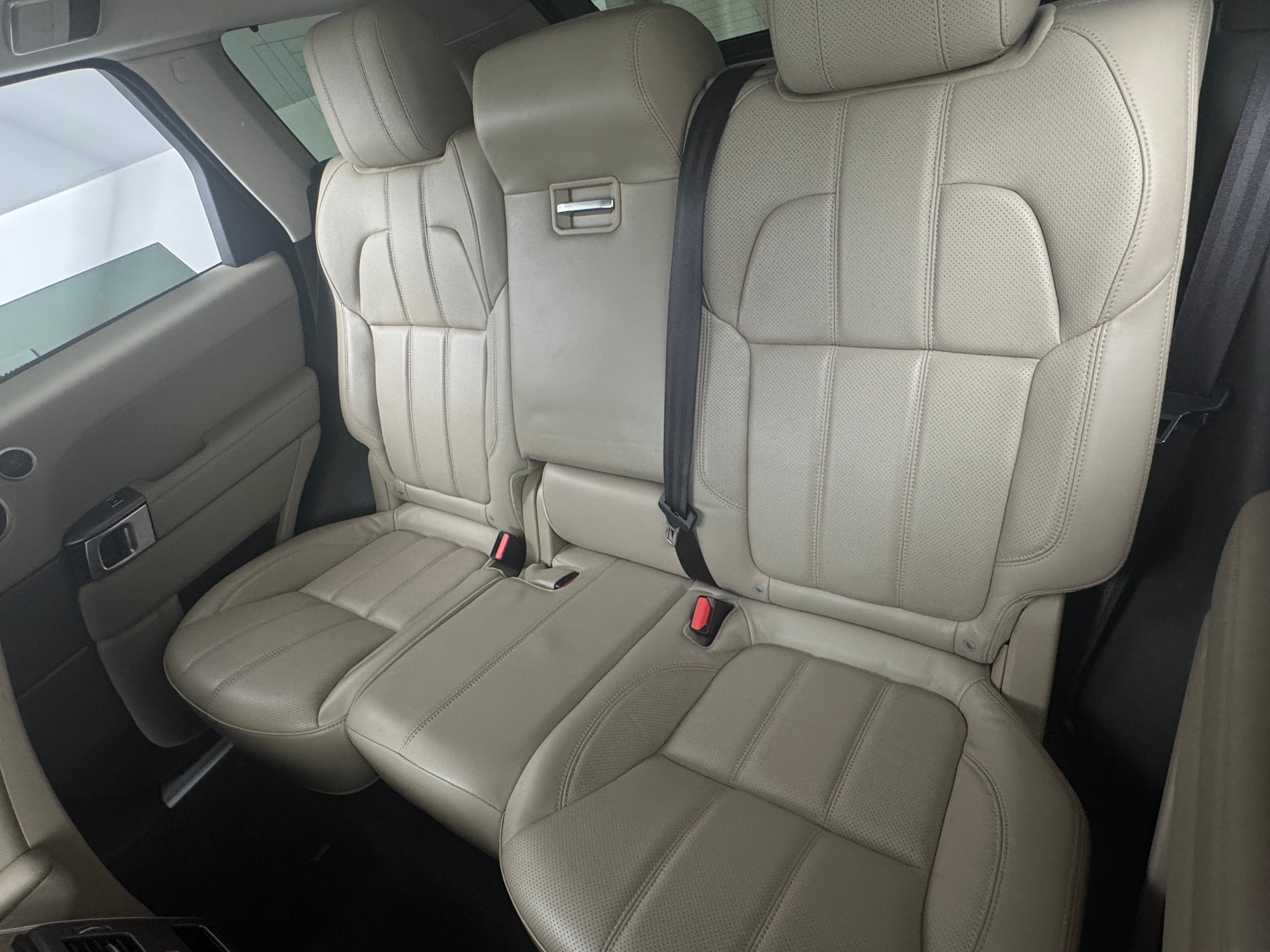 Thumbnail: 2017 Land Rover Range Rover Sport - 5