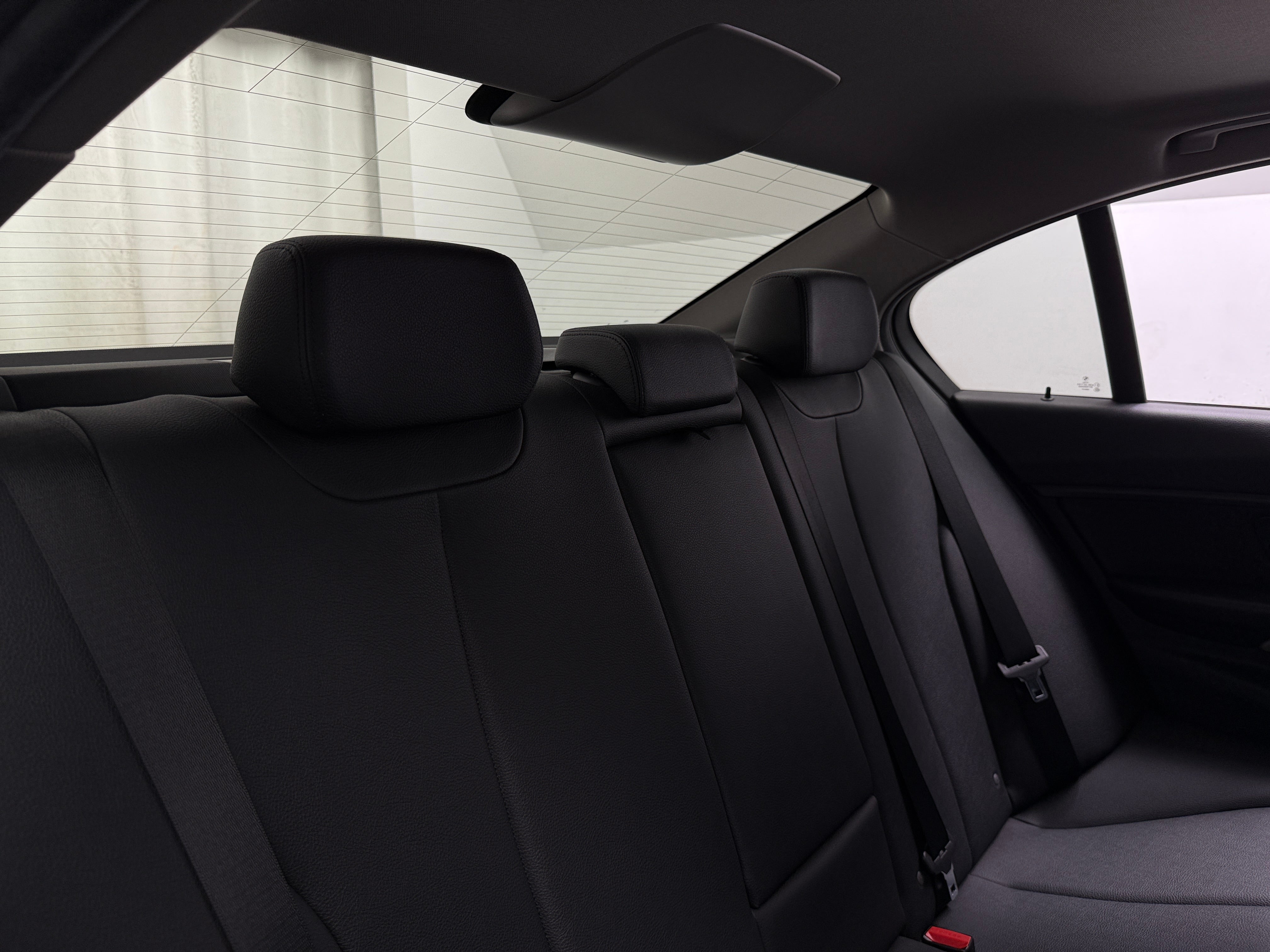 Thumbnail: 2015 BMW 3 Series - 5