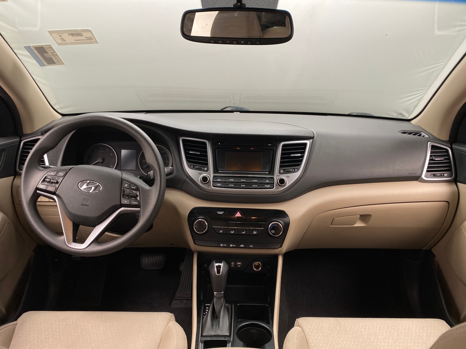 Thumbnail: 2016 Hyundai Tucson - 3