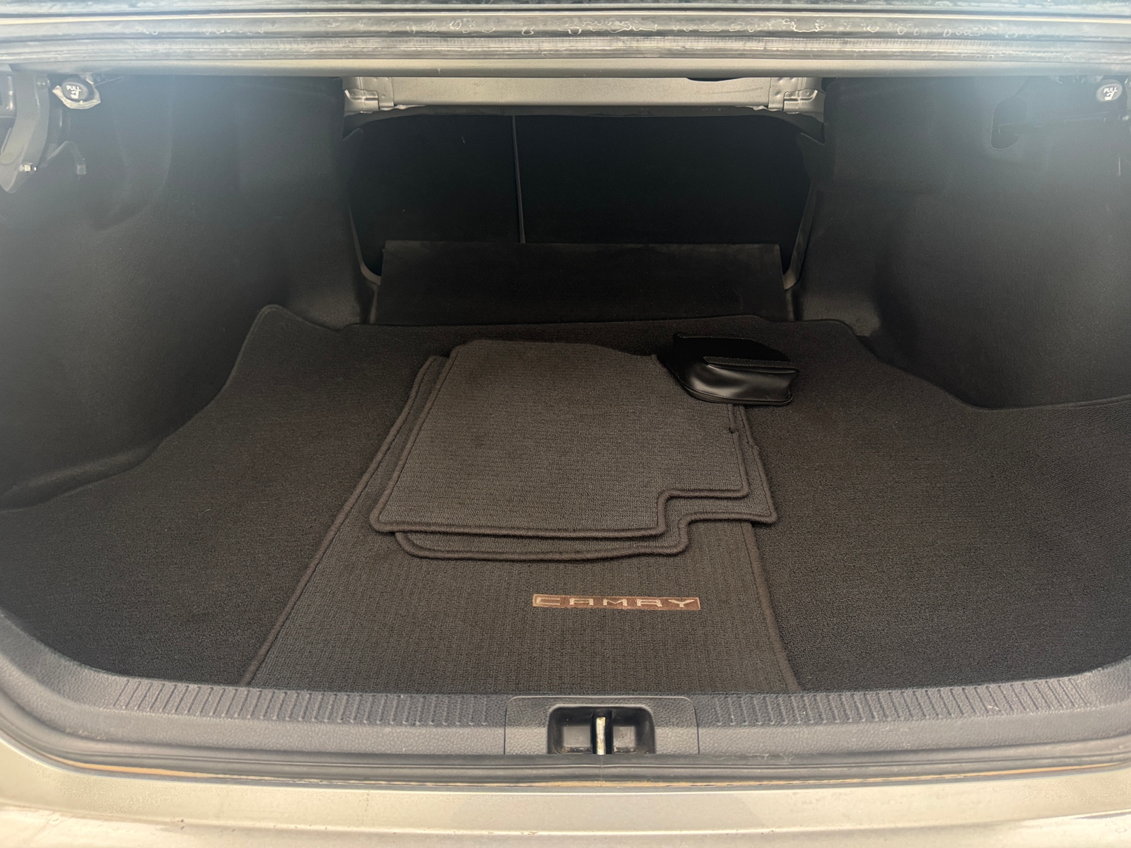 Thumbnail: 2020 Toyota Camry - 6