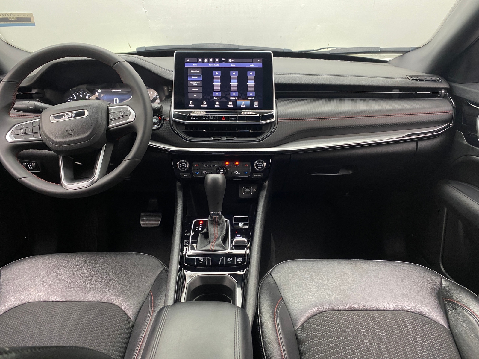Thumbnail: 2024 Jeep Compass - 2