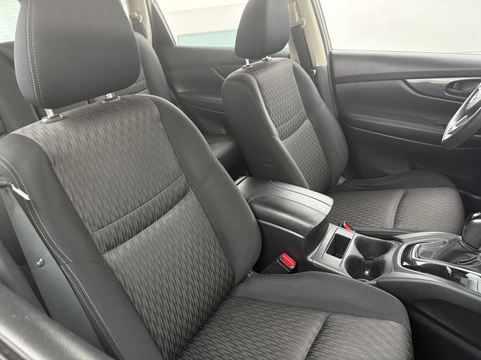Thumbnail: 2019 Nissan Rogue - 2