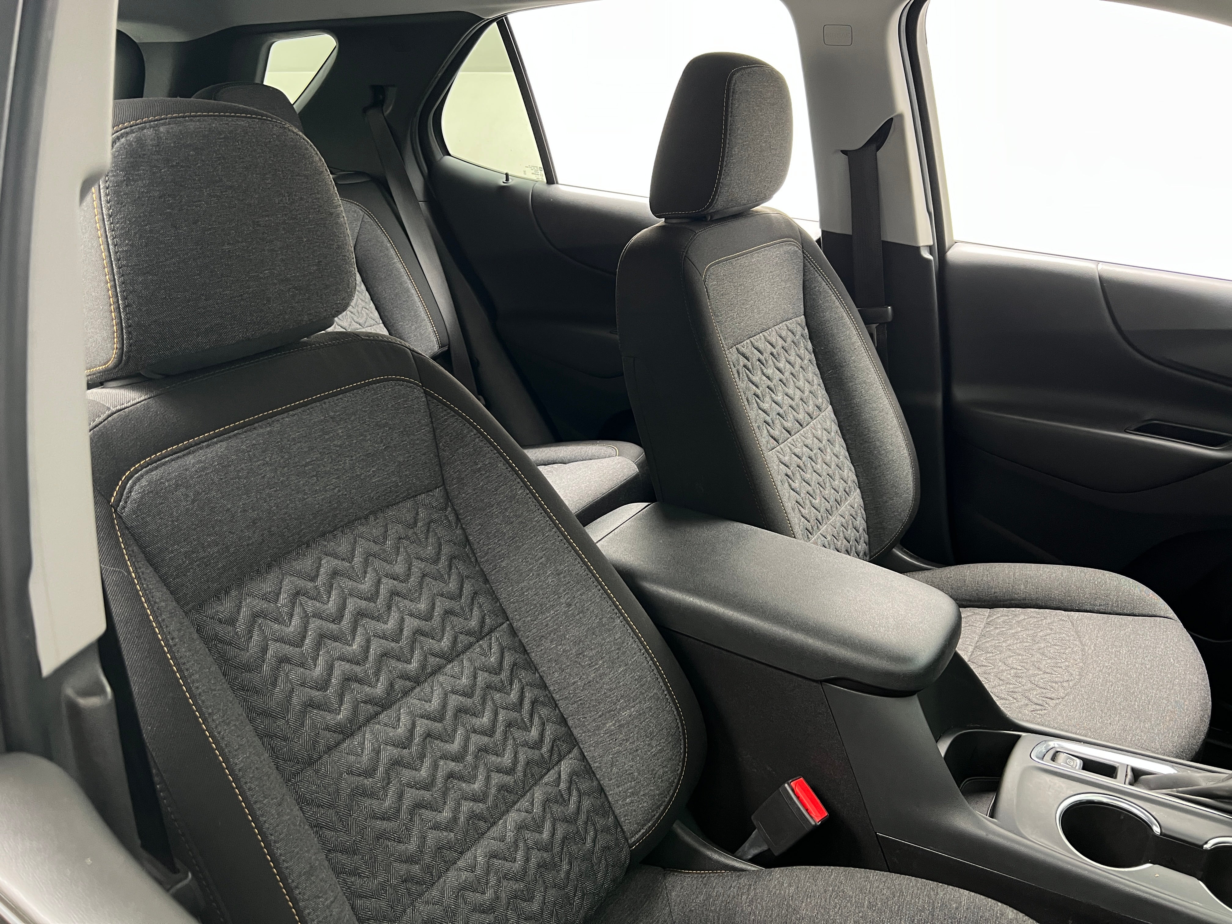 Thumbnail: 2022 Chevrolet Equinox - 2