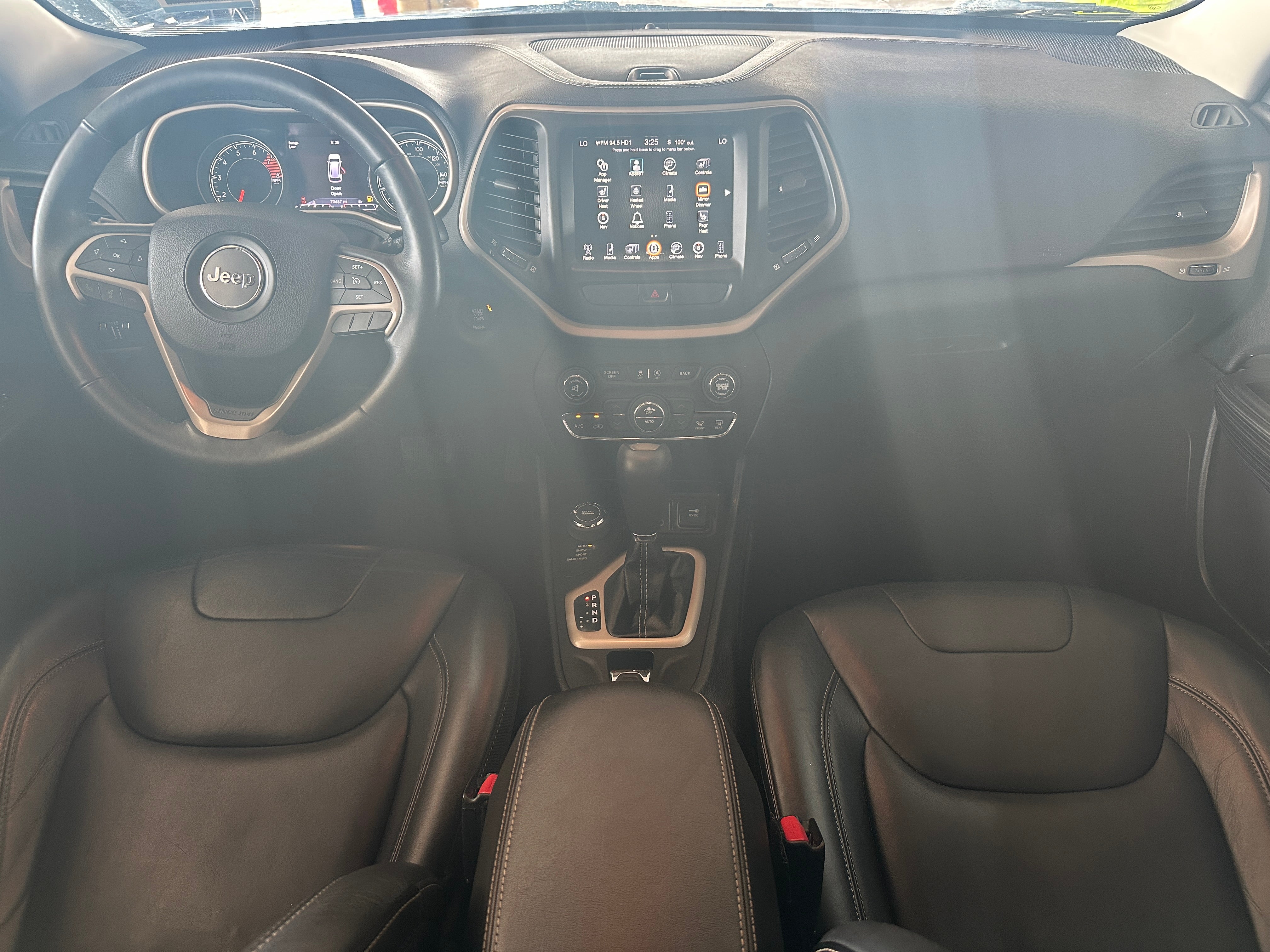 Thumbnail: 2016 Jeep Cherokee - 2