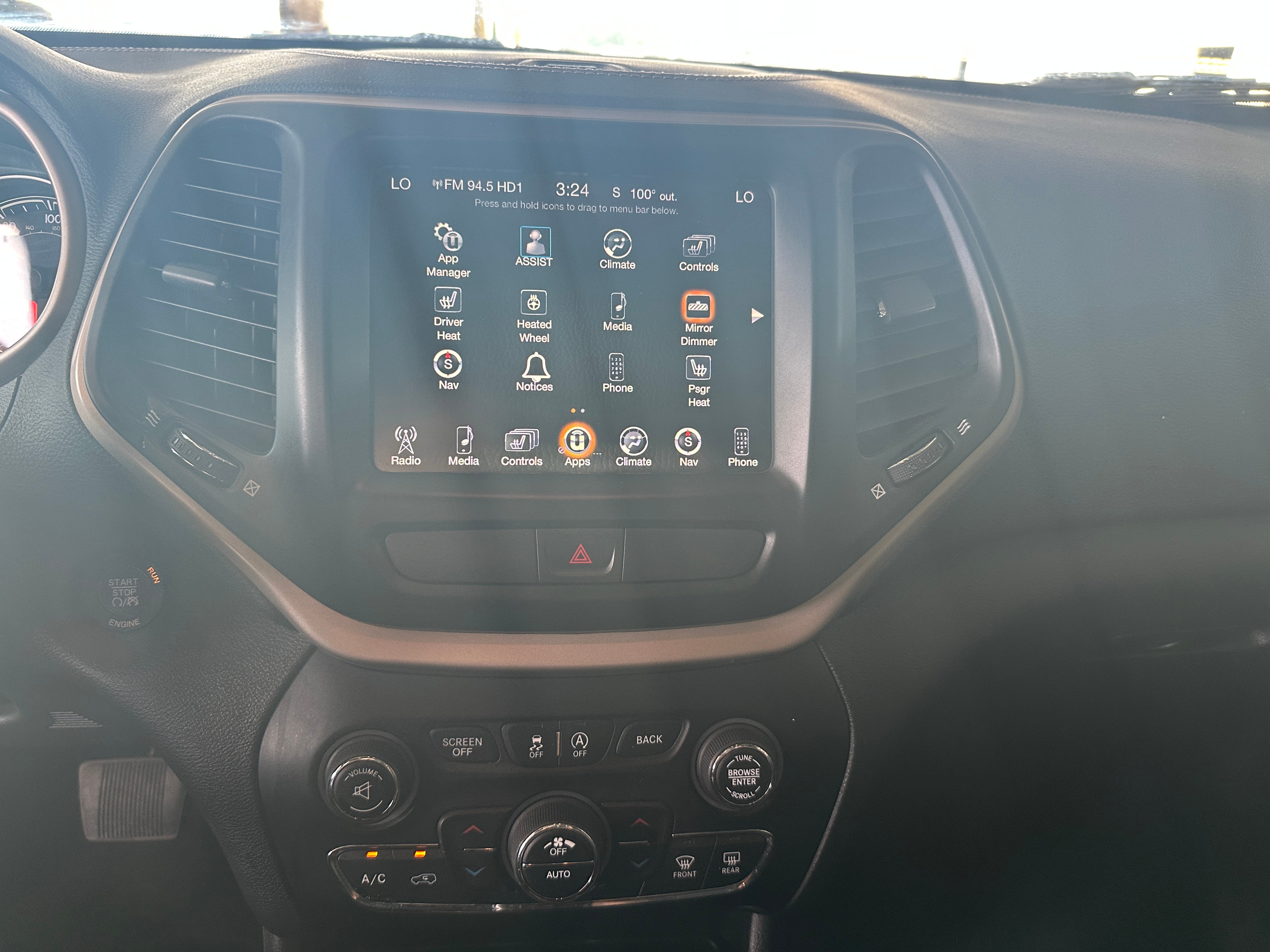 Thumbnail: 2016 Jeep Cherokee - 3