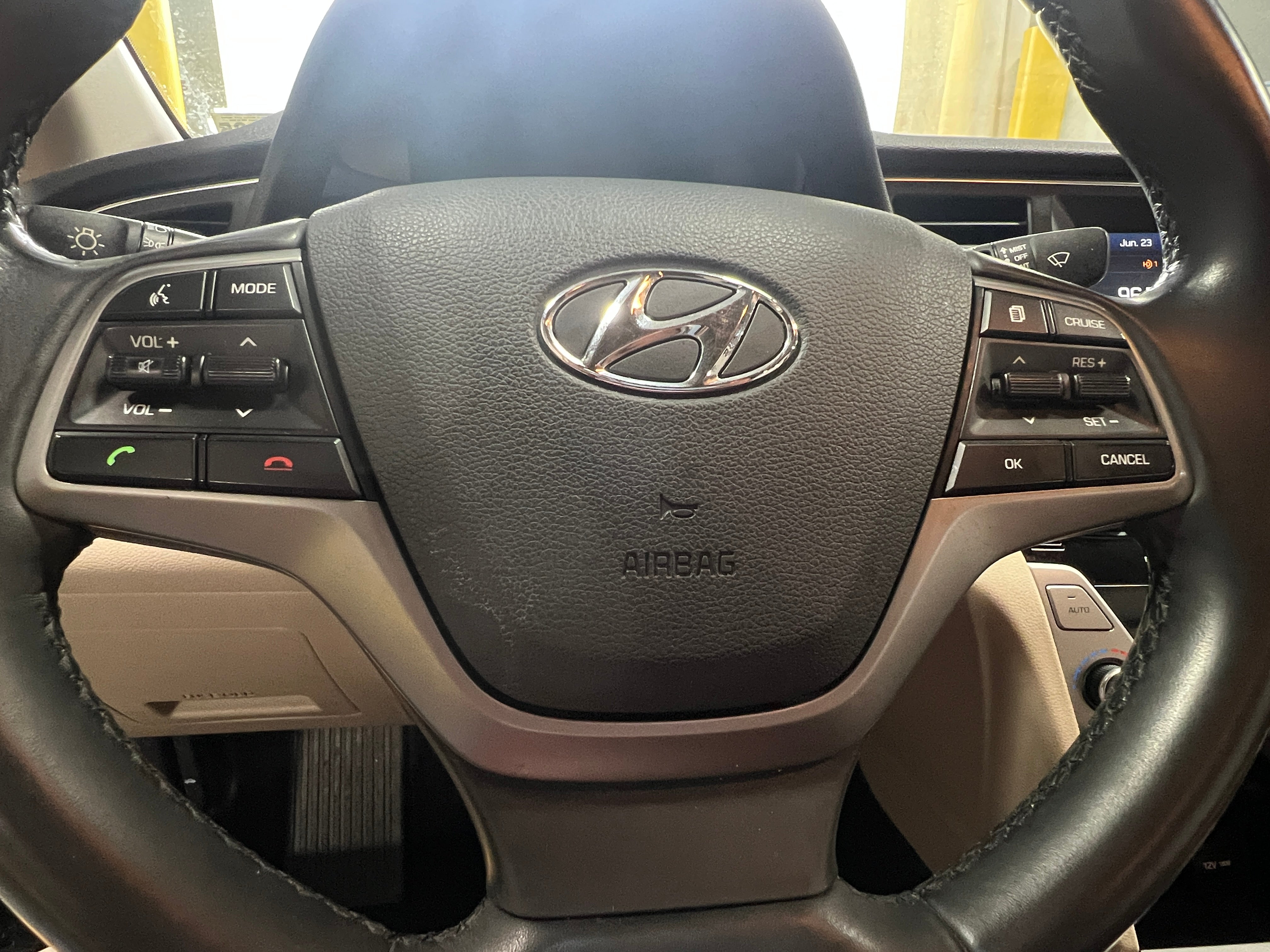 Thumbnail: 2018 Hyundai Elantra - 5