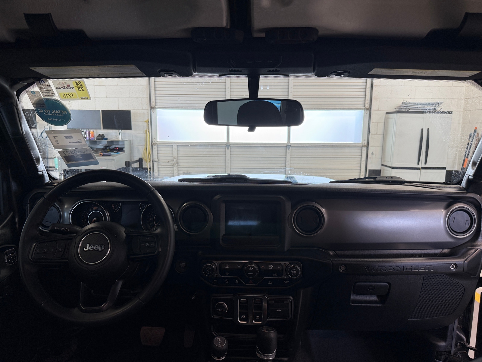 Thumbnail: 2022 Jeep Wrangler - 3