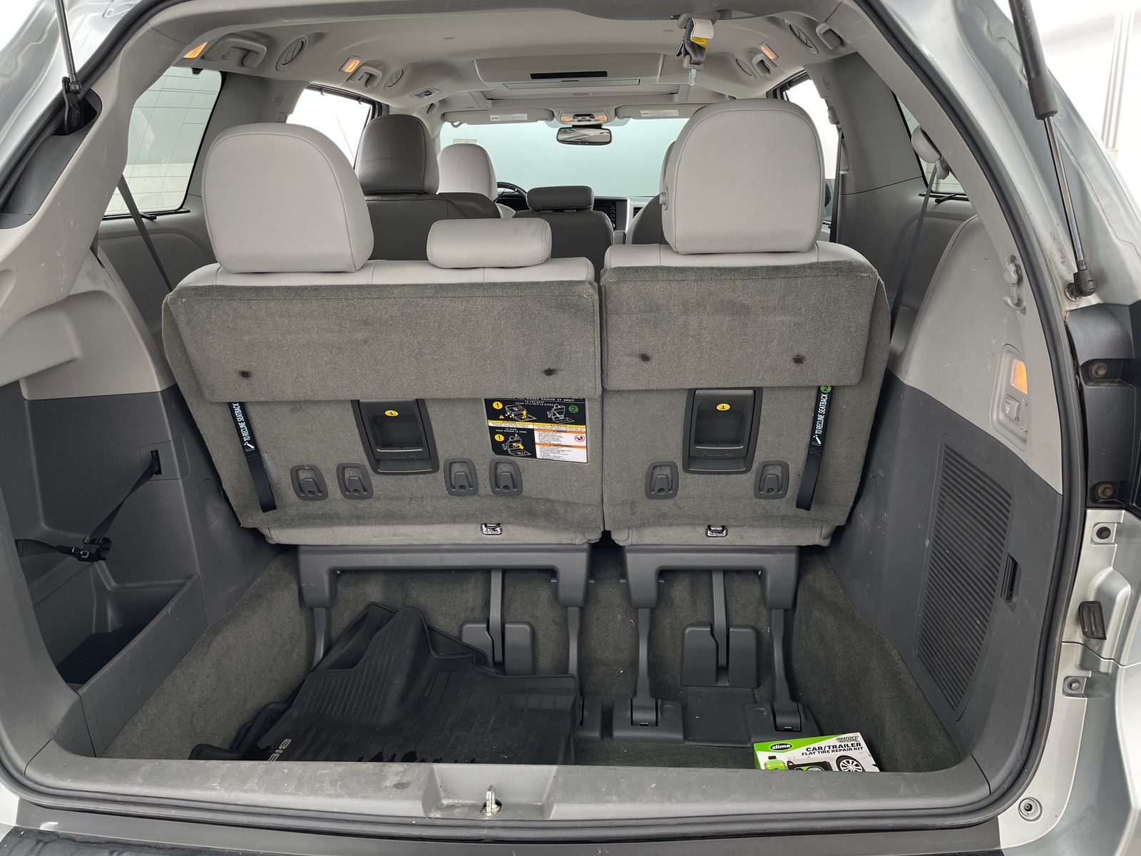 Thumbnail: 2019 Toyota Sienna - 6