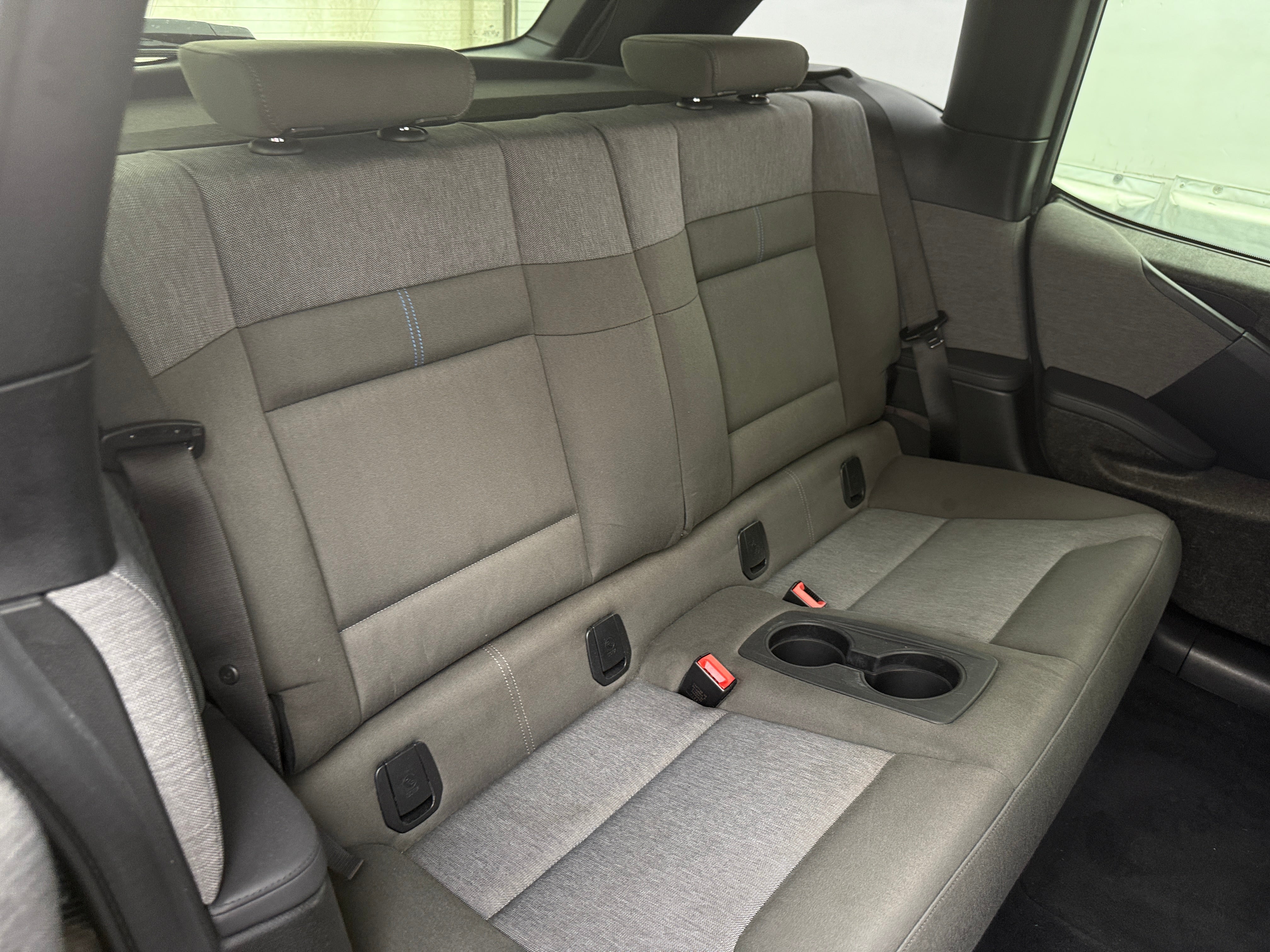 Thumbnail: 2016 BMW i3 - 6