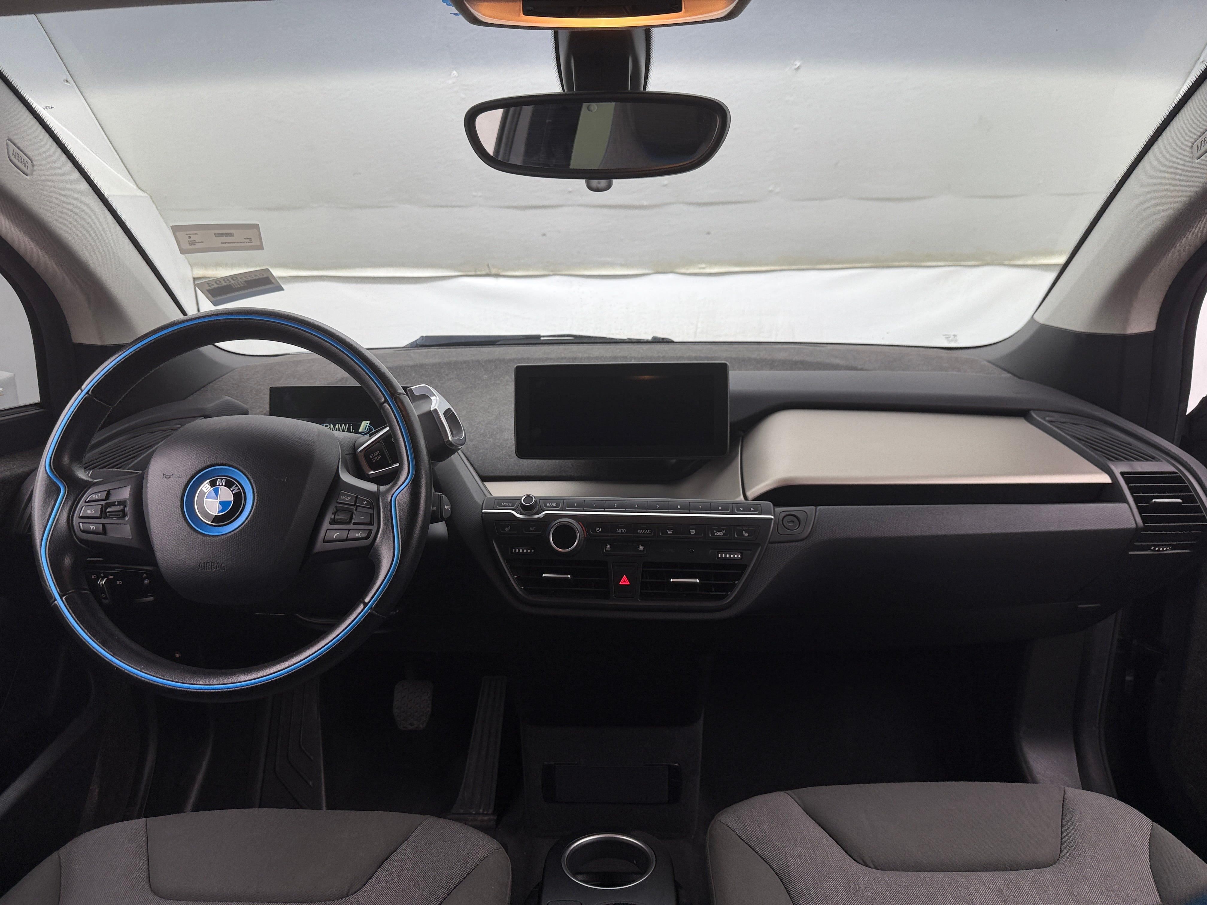 Thumbnail: 2016 BMW i3 - 3