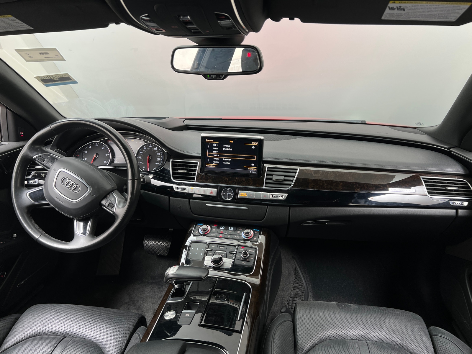 Thumbnail: 2017 Audi A8 - 2