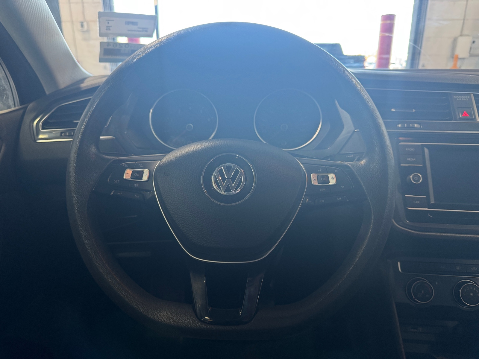 Thumbnail: 2019 Volkswagen Tiguan - 5