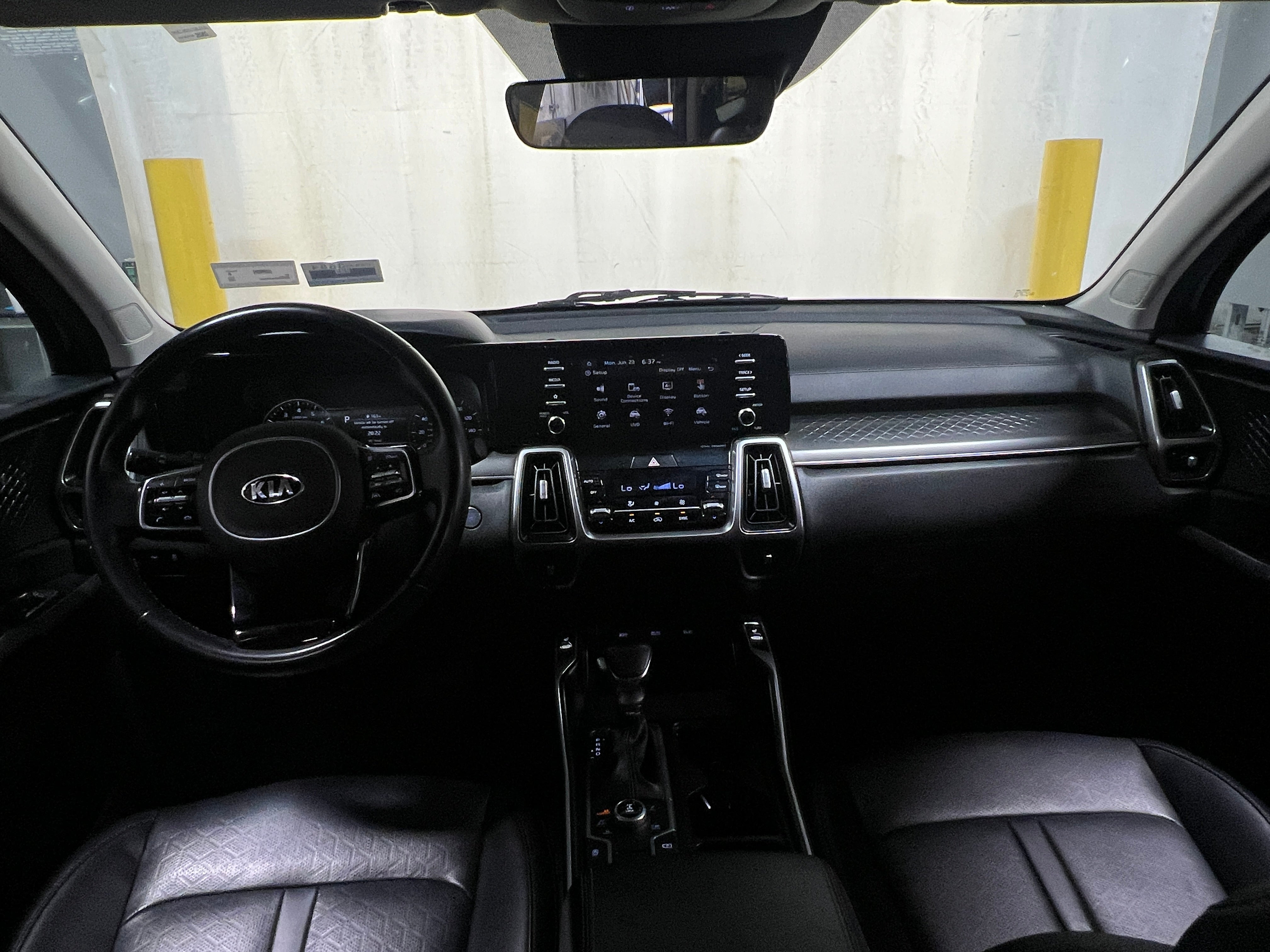 Thumbnail: 2021 Kia Sorento - 2