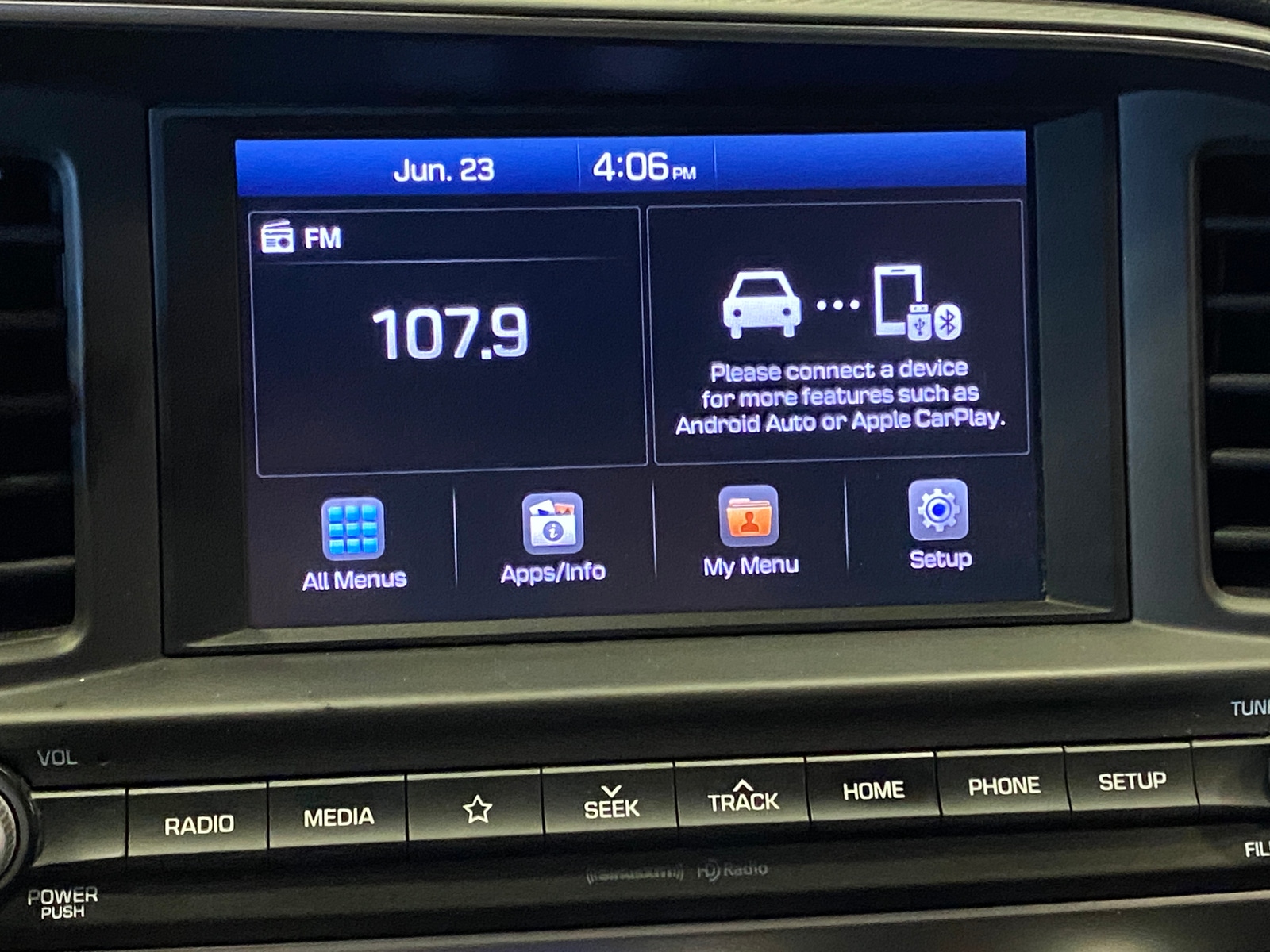 Thumbnail: 2020 Hyundai Elantra - 4