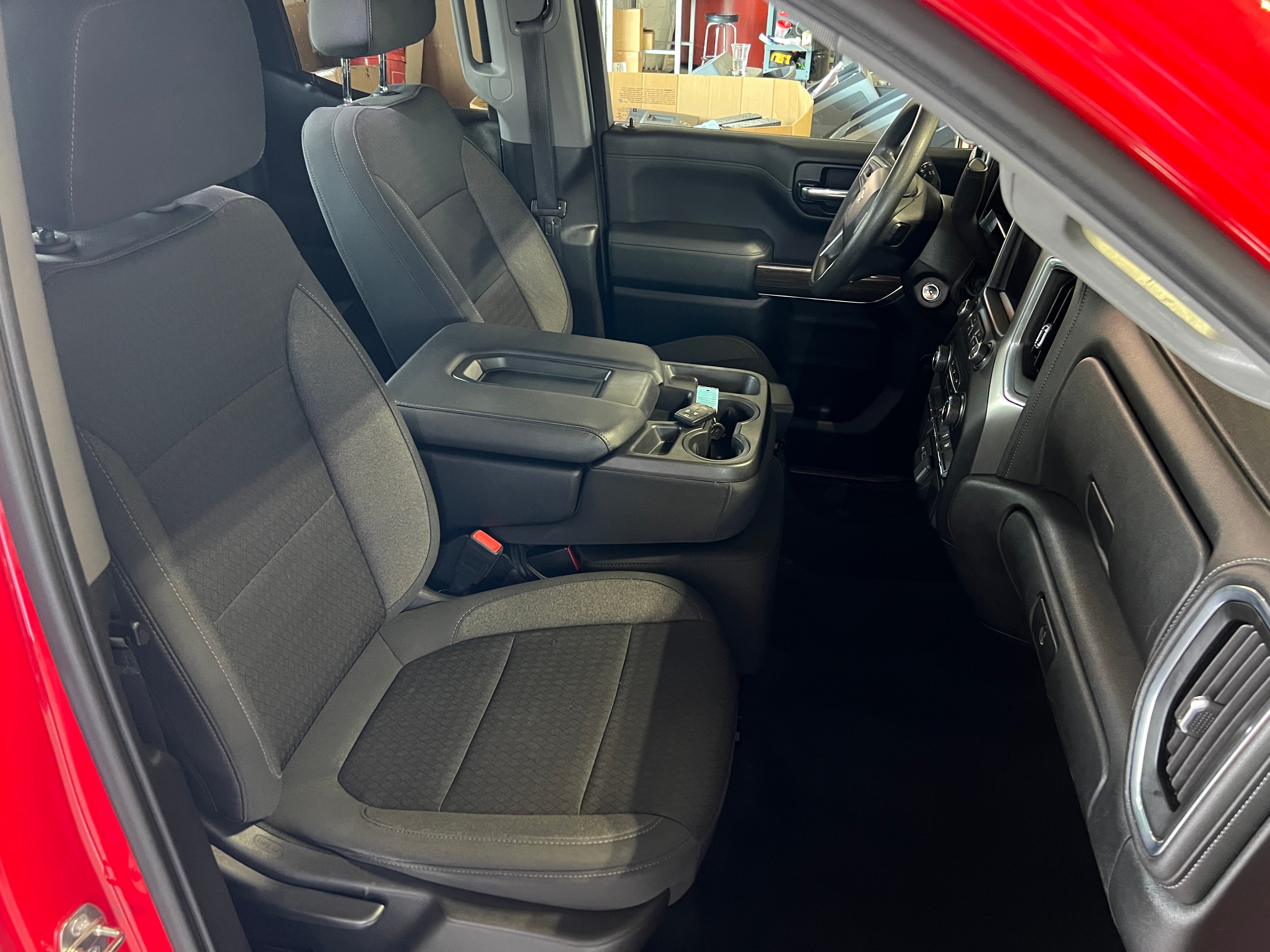 Thumbnail: 2020 Chevrolet Silverado 1500 - 2