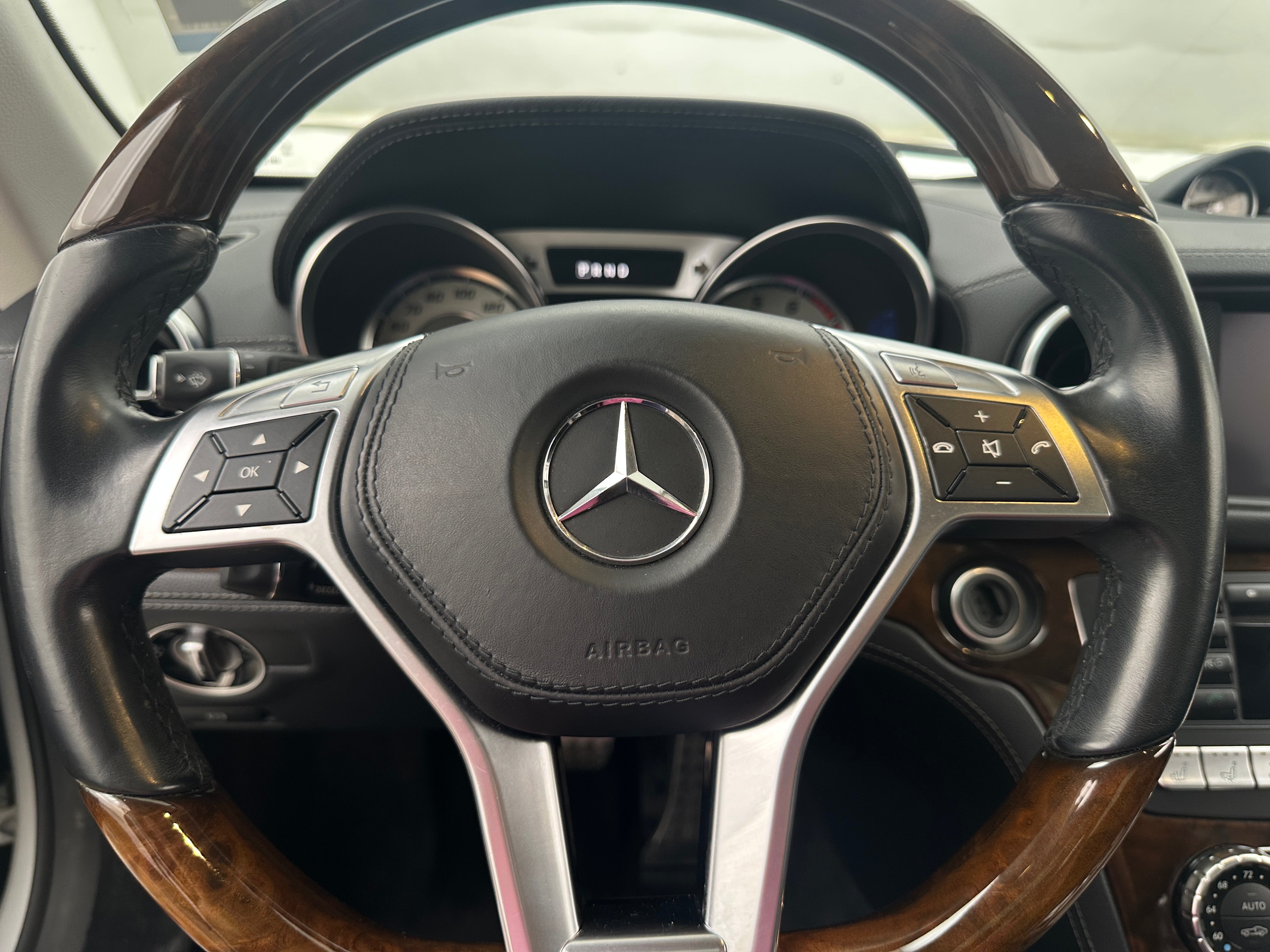 Thumbnail: 2013 Mercedes-Benz SL-Class - 4