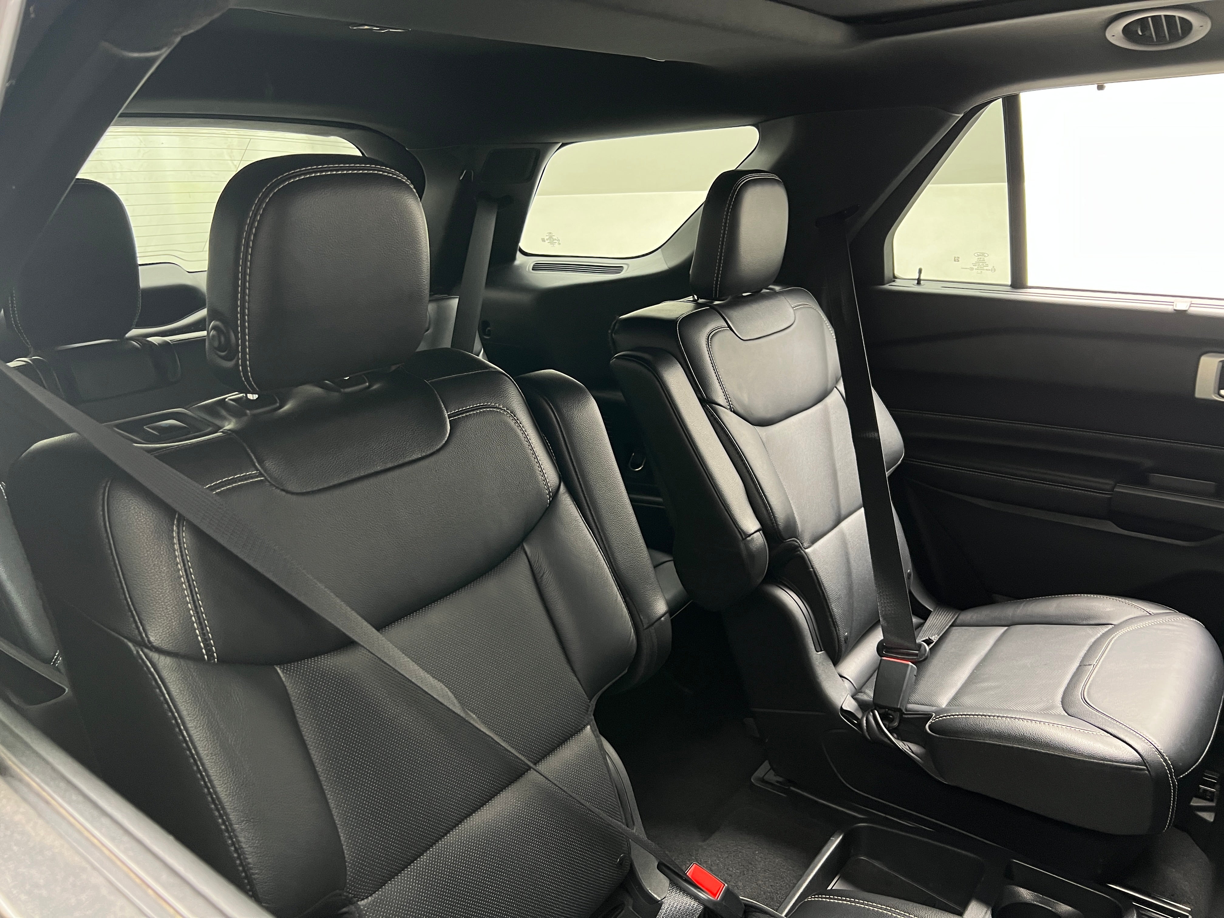 Thumbnail: 2020 Ford Explorer - 5