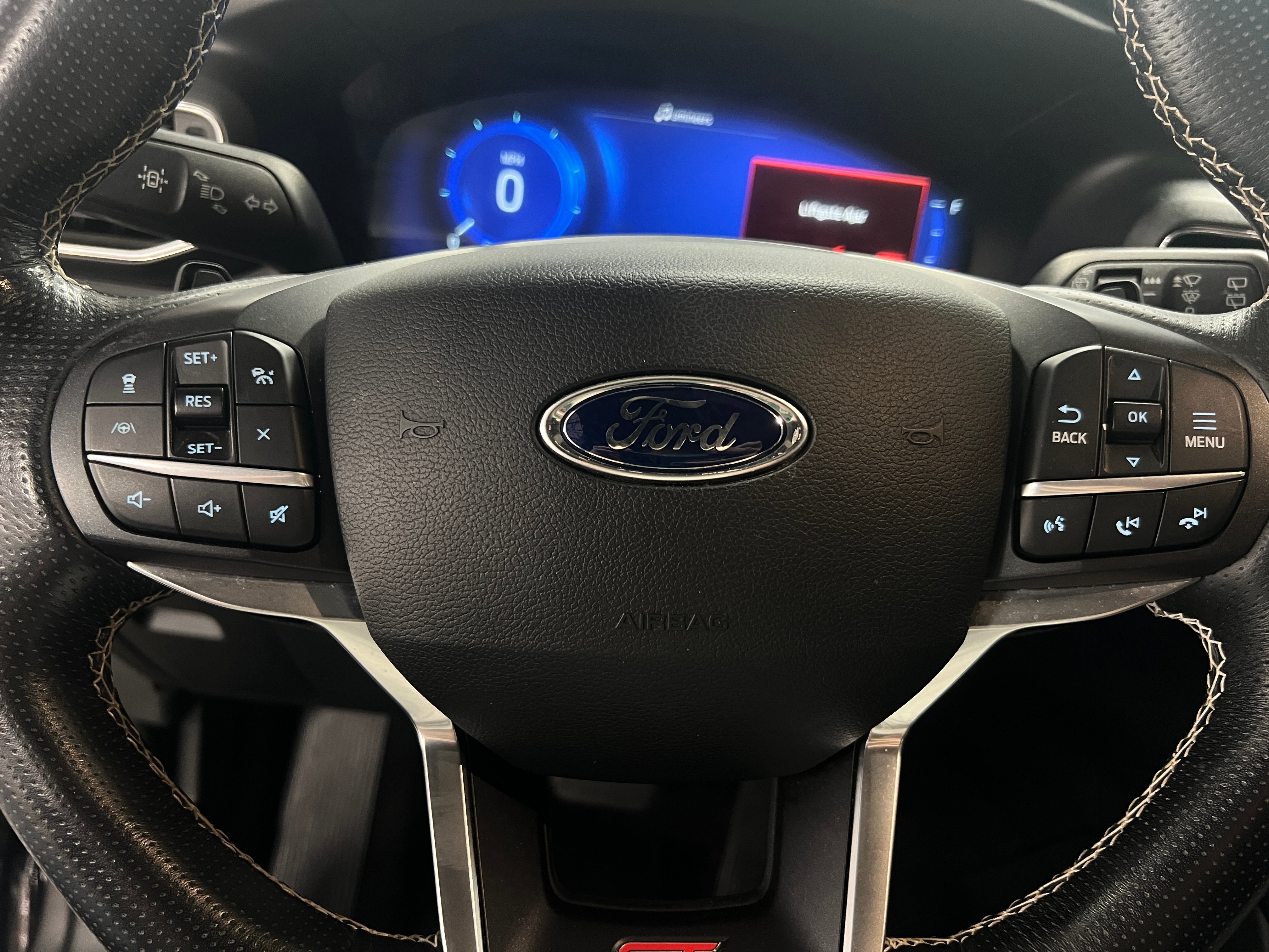 Thumbnail: 2020 Ford Explorer - 4