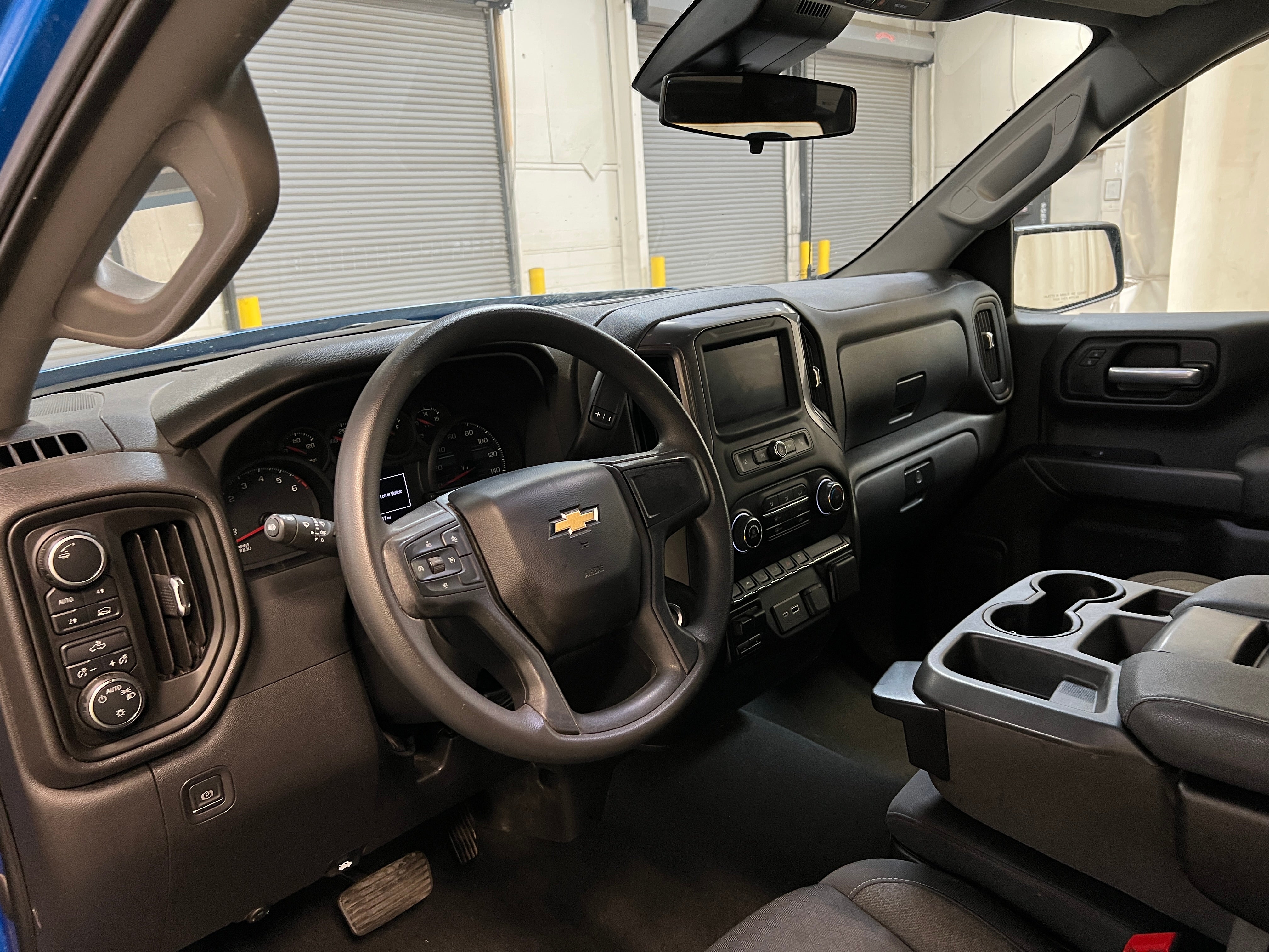Thumbnail: 2023 Chevrolet Silverado 1500 - 3