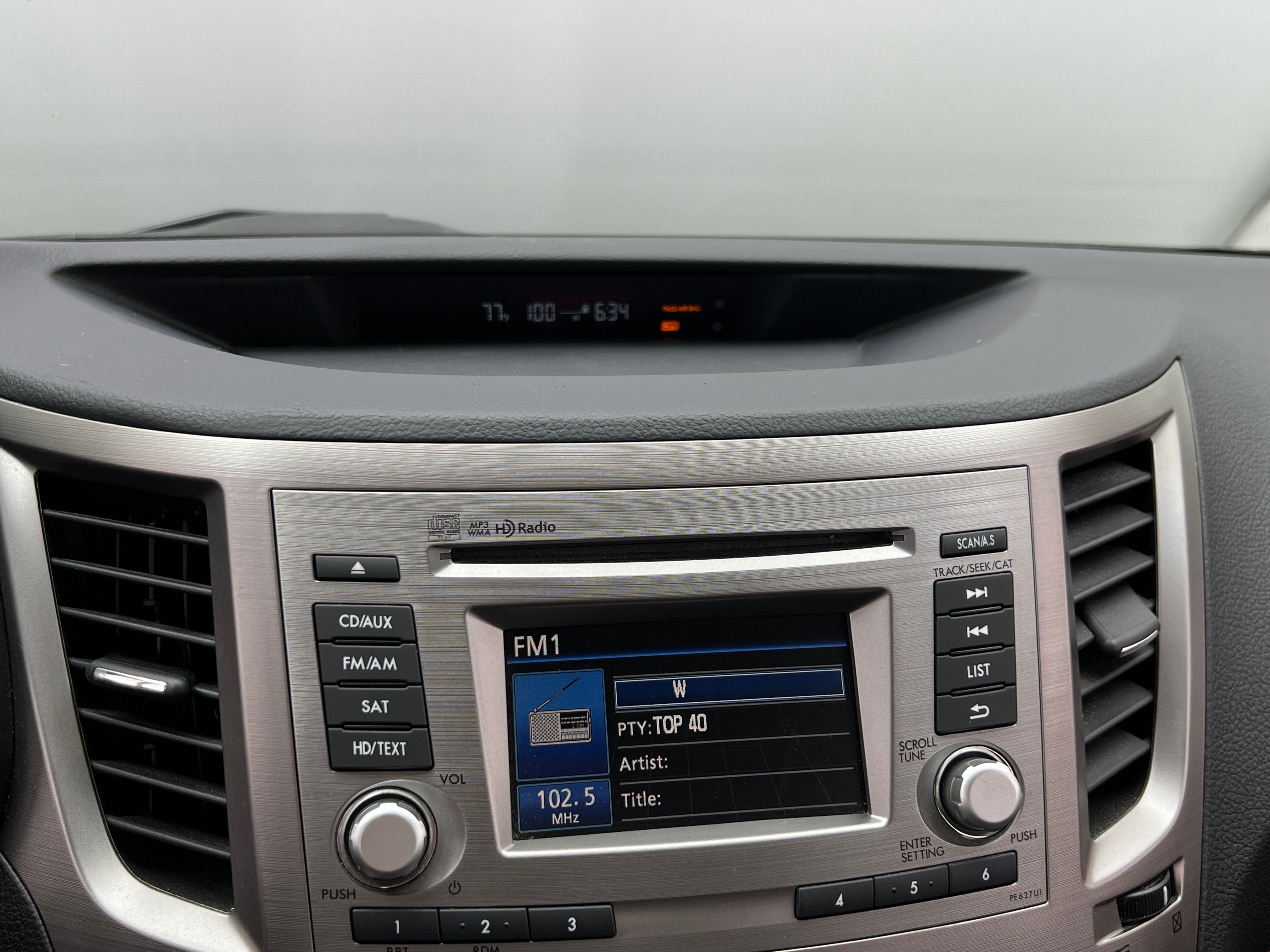 Thumbnail: 2012 Subaru Legacy - 3