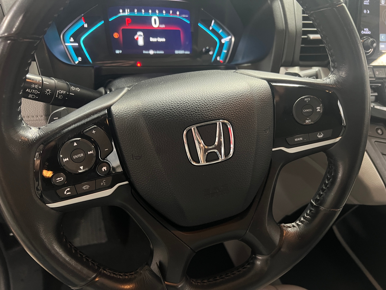 Thumbnail: 2018 Honda Odyssey - 4
