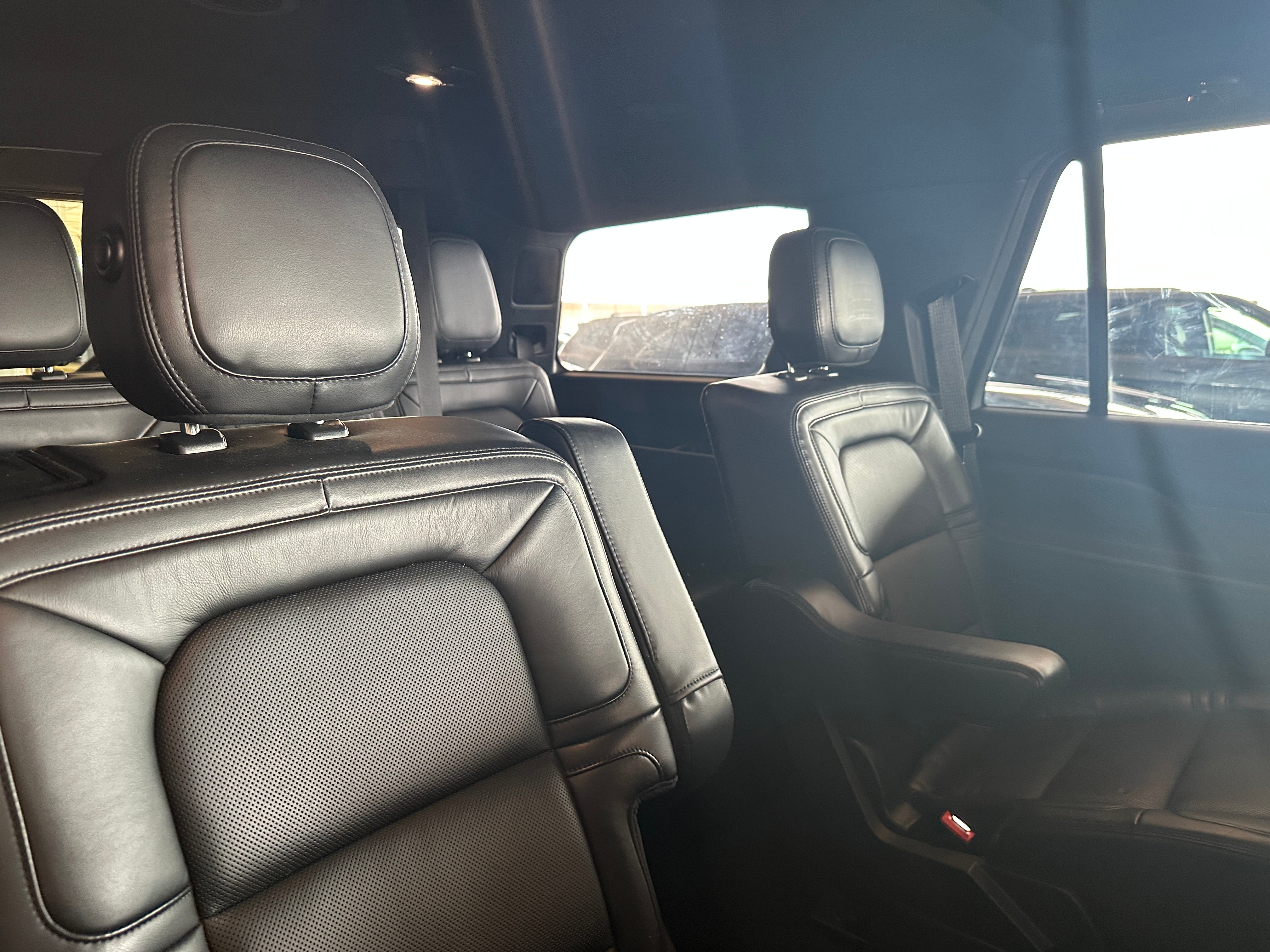 Thumbnail: 2020 Lincoln Navigator - 5