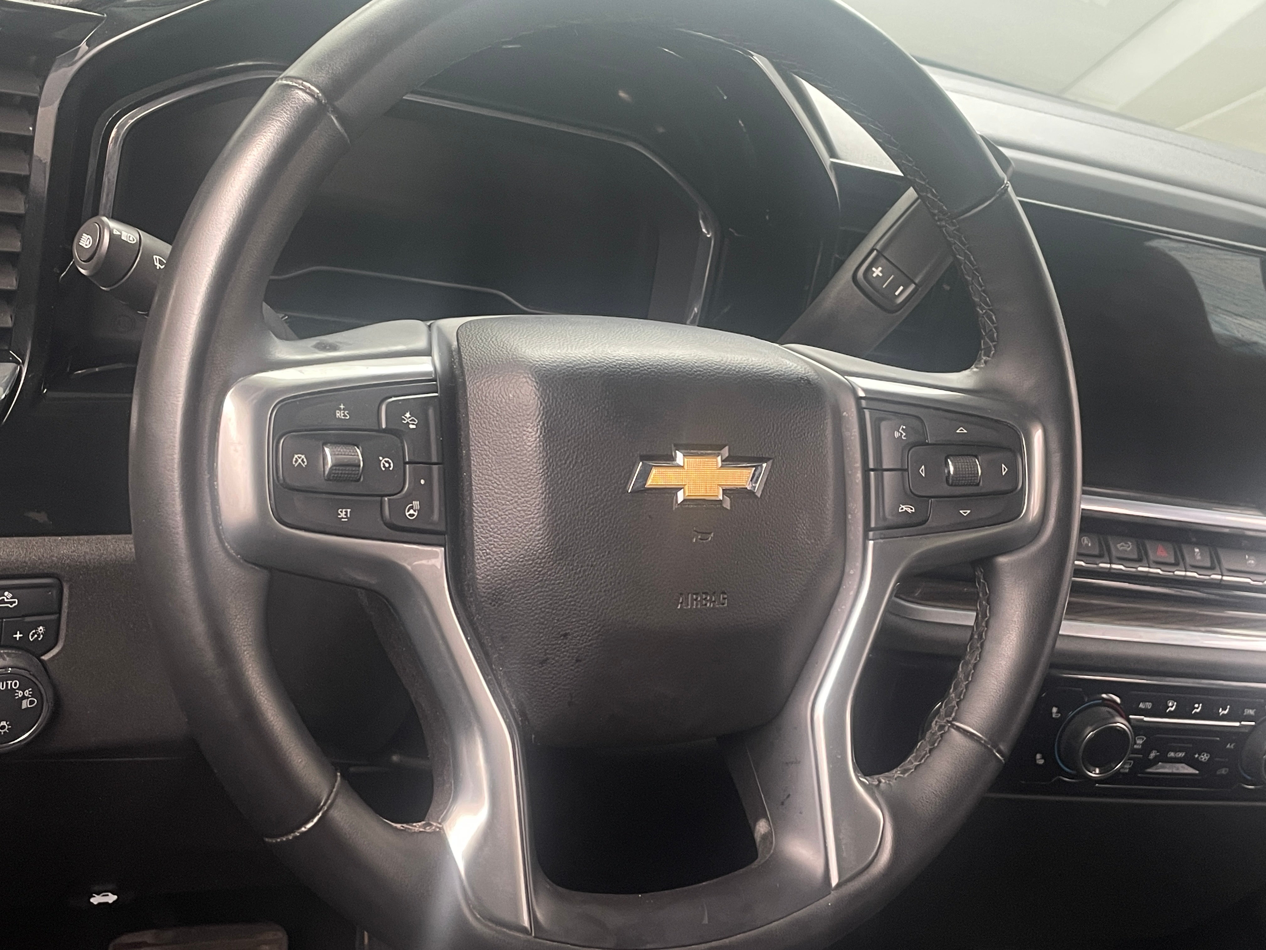 Thumbnail: 2024 Chevrolet Silverado 1500 - 5
