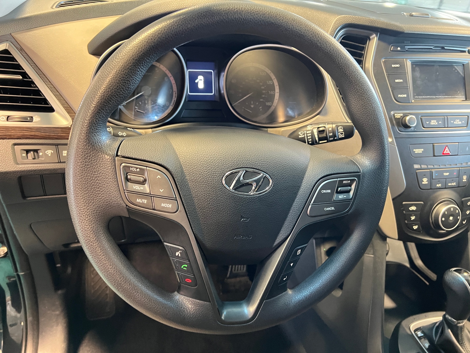 Thumbnail: 2017 Hyundai Santa Fe - 5