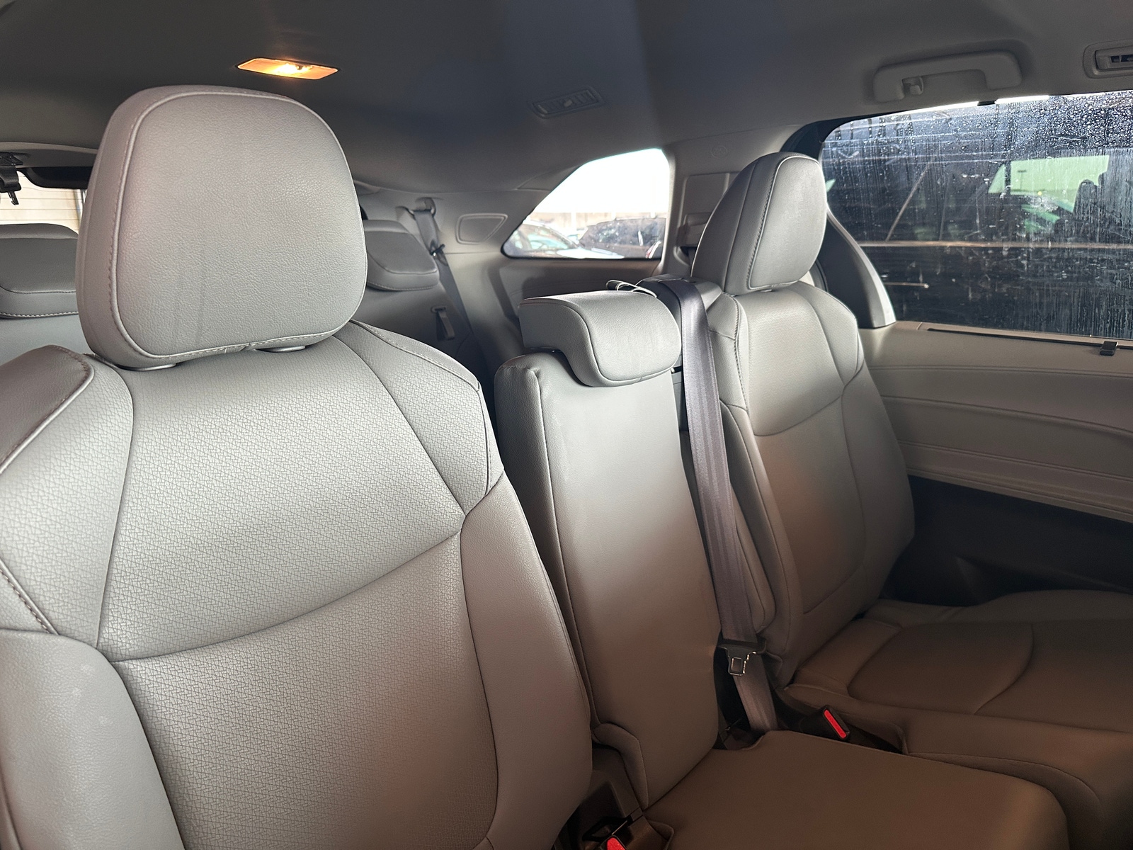 Thumbnail: 2022 Toyota Sienna - 5